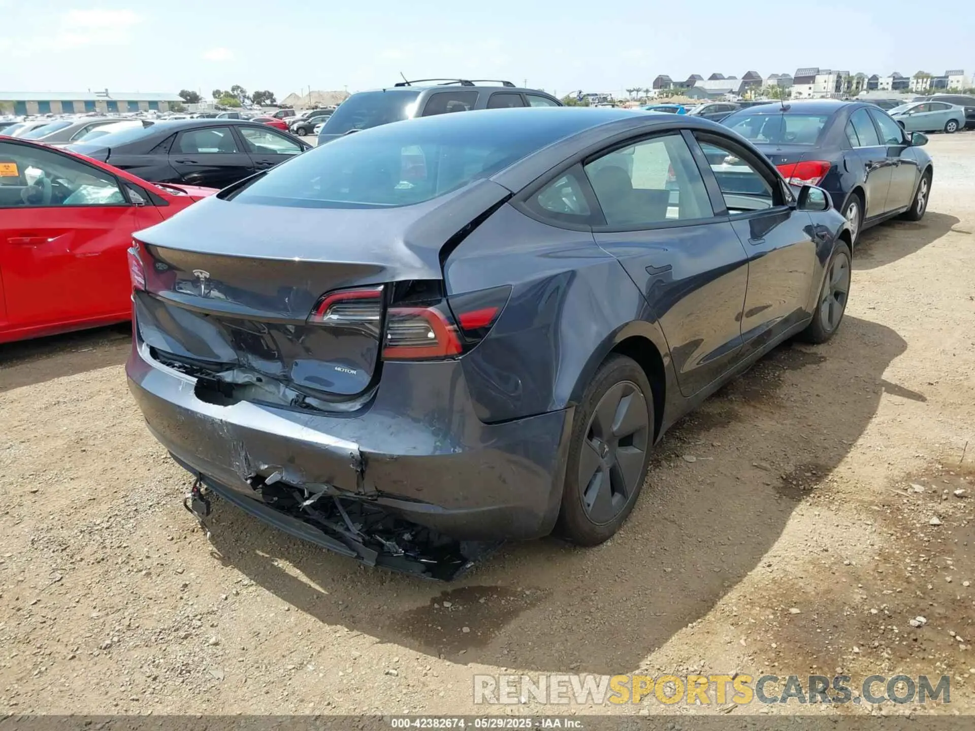 4 Photograph of a damaged car 5YJ3E1EB0PF675745 TESLA MODEL 3 2023