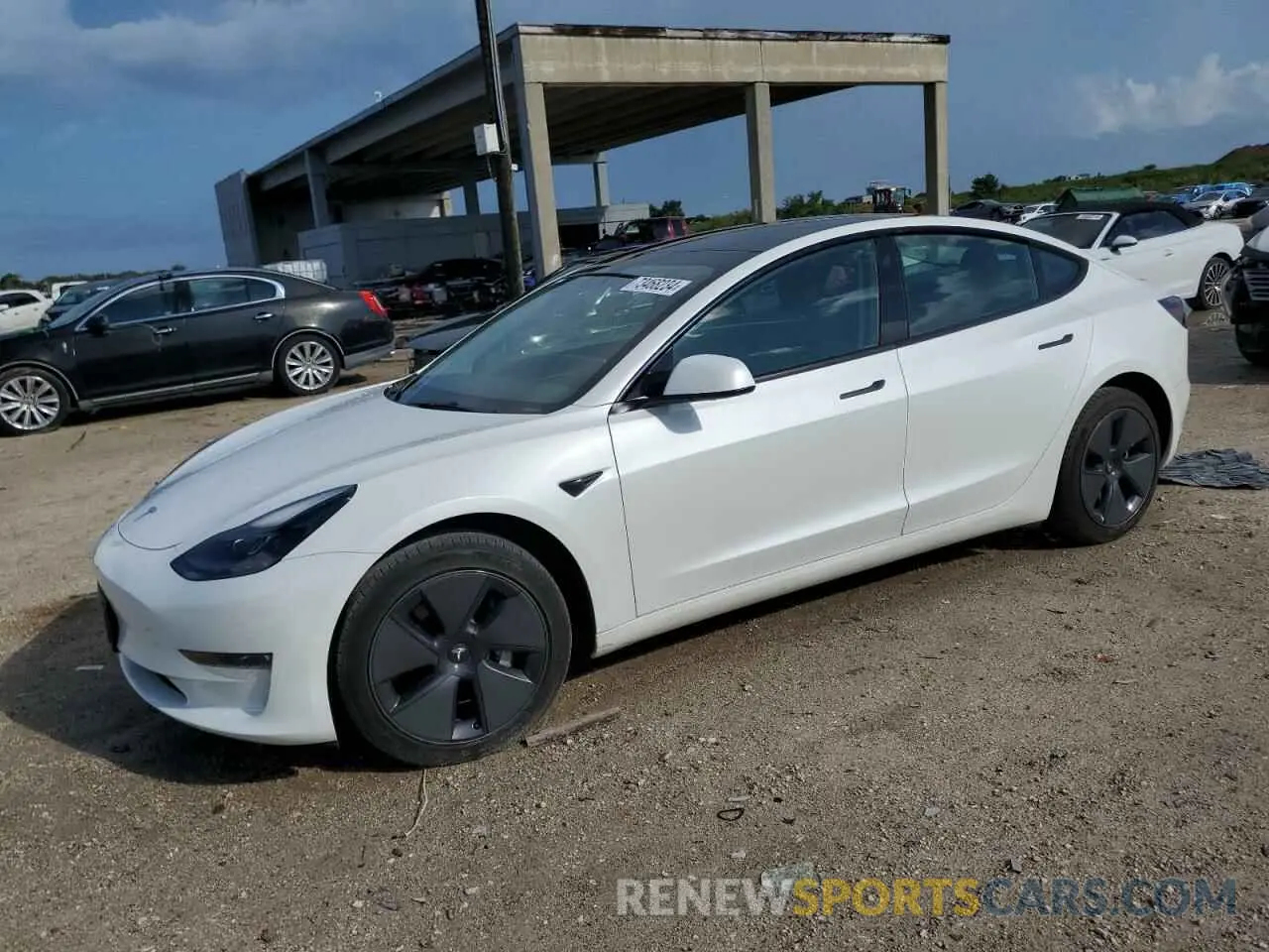 1 Photograph of a damaged car 5YJ3E1EB1PF386423 TESLA MODEL 3 2023