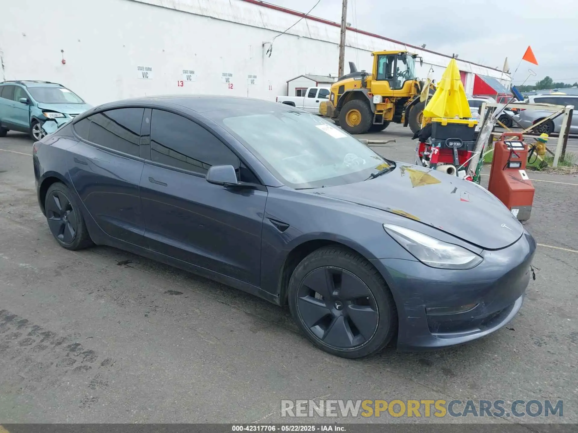 1 Photograph of a damaged car 5YJ3E1EB1PF391590 TESLA MODEL 3 2023