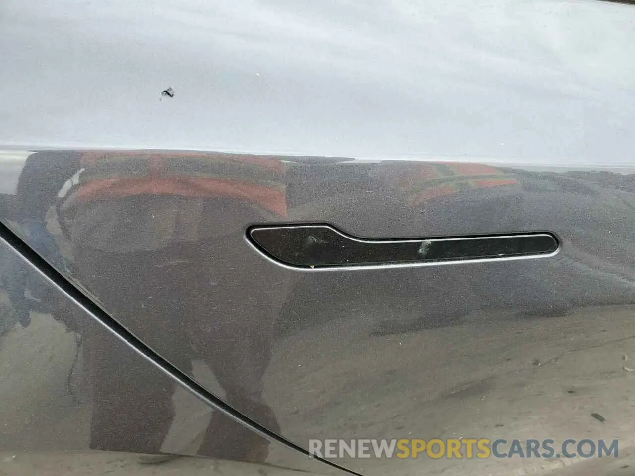 10 Photograph of a damaged car 5YJ3E1EB1PF634072 TESLA MODEL 3 2023