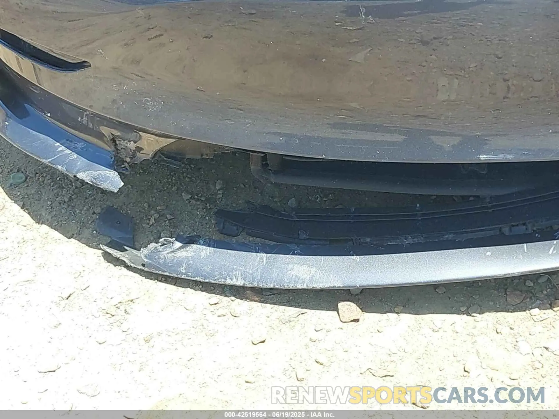 18 Photograph of a damaged car 5YJ3E1EB1PF663054 TESLA MODEL 3 2023