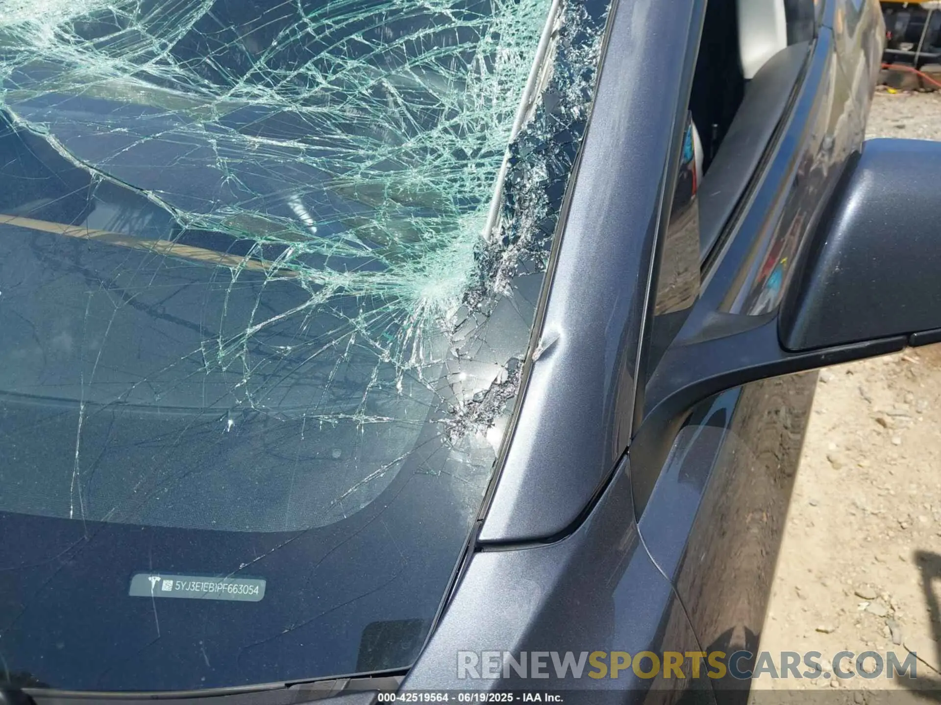 20 Photograph of a damaged car 5YJ3E1EB1PF663054 TESLA MODEL 3 2023
