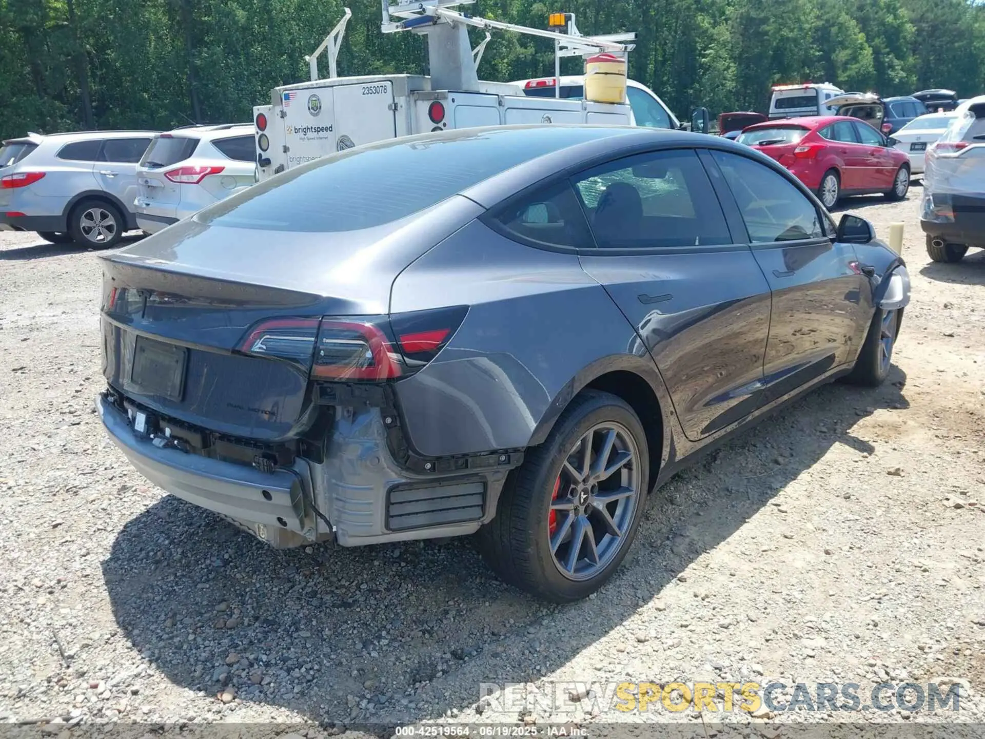 4 Photograph of a damaged car 5YJ3E1EB1PF663054 TESLA MODEL 3 2023