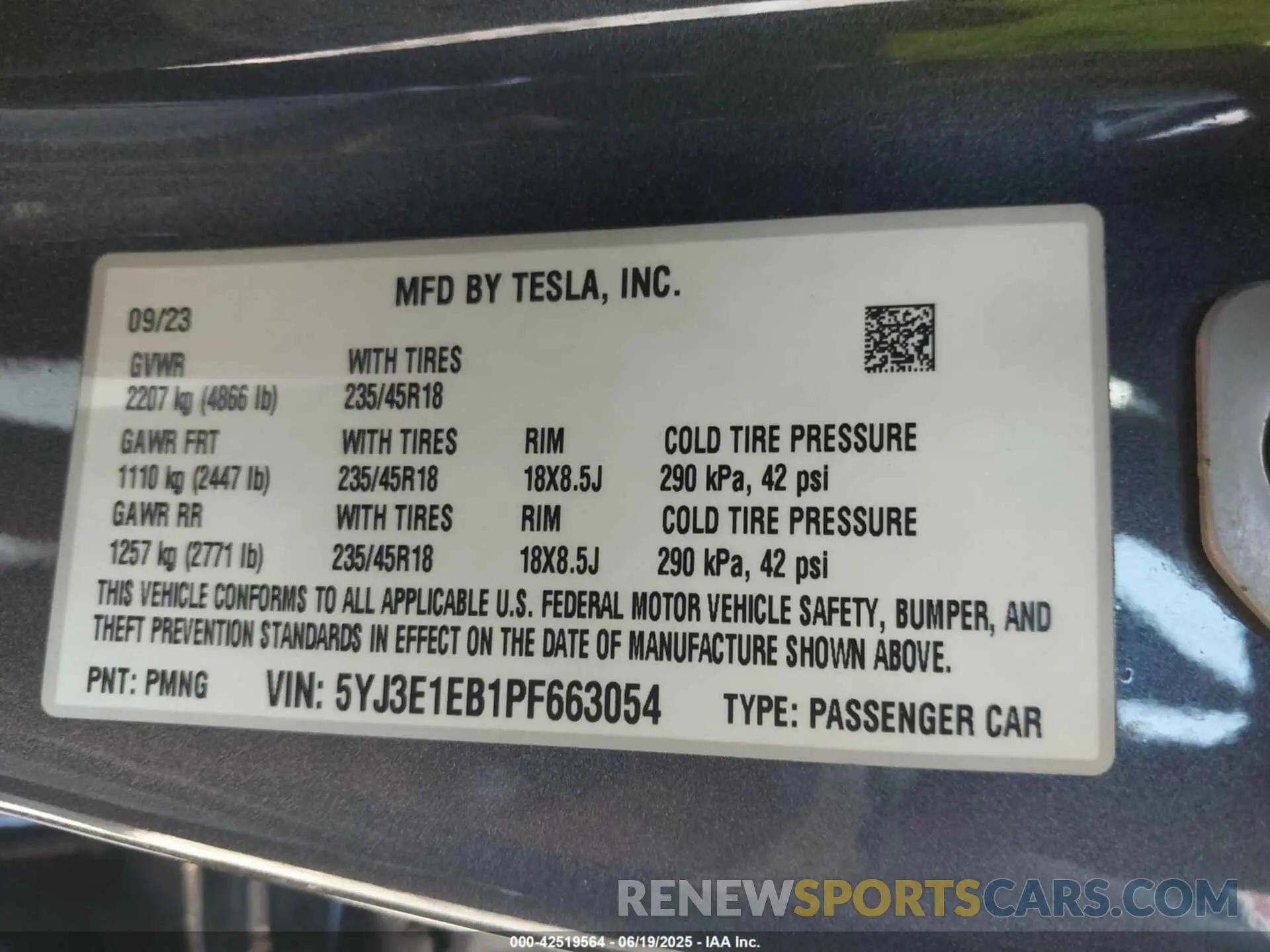 9 Photograph of a damaged car 5YJ3E1EB1PF663054 TESLA MODEL 3 2023