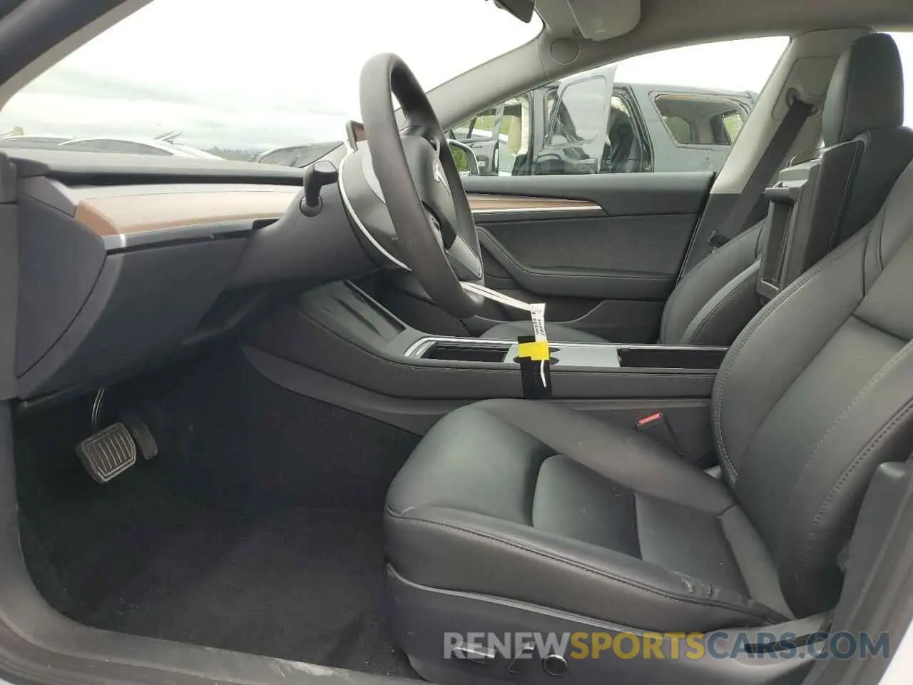 7 Photograph of a damaged car 5YJ3E1EB1PF665368 TESLA MODEL 3 2023