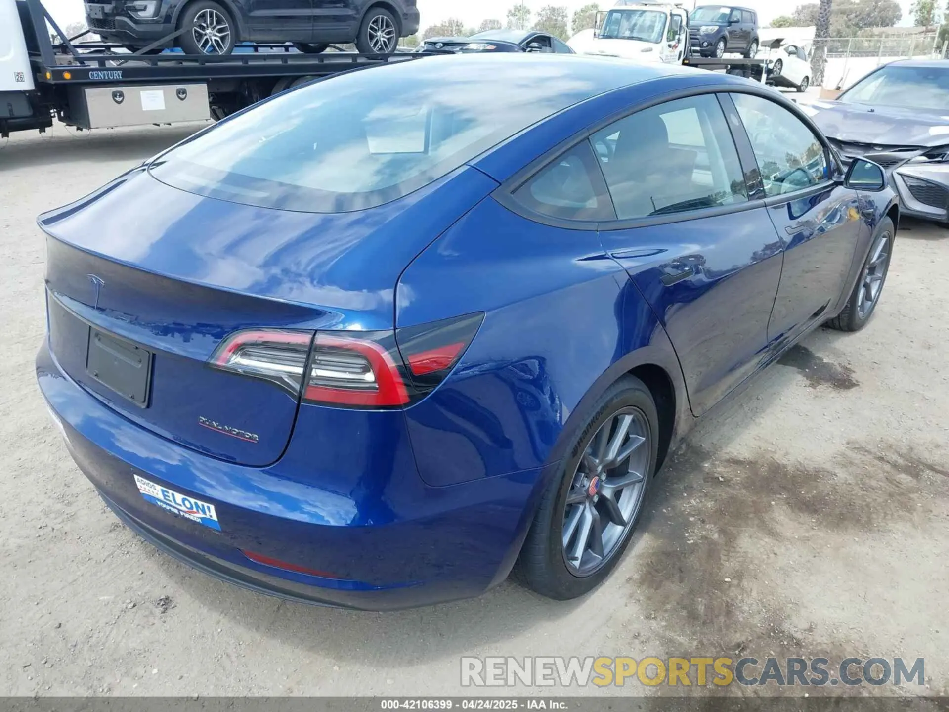 4 Photograph of a damaged car 5YJ3E1EB1PF667685 TESLA MODEL 3 2023