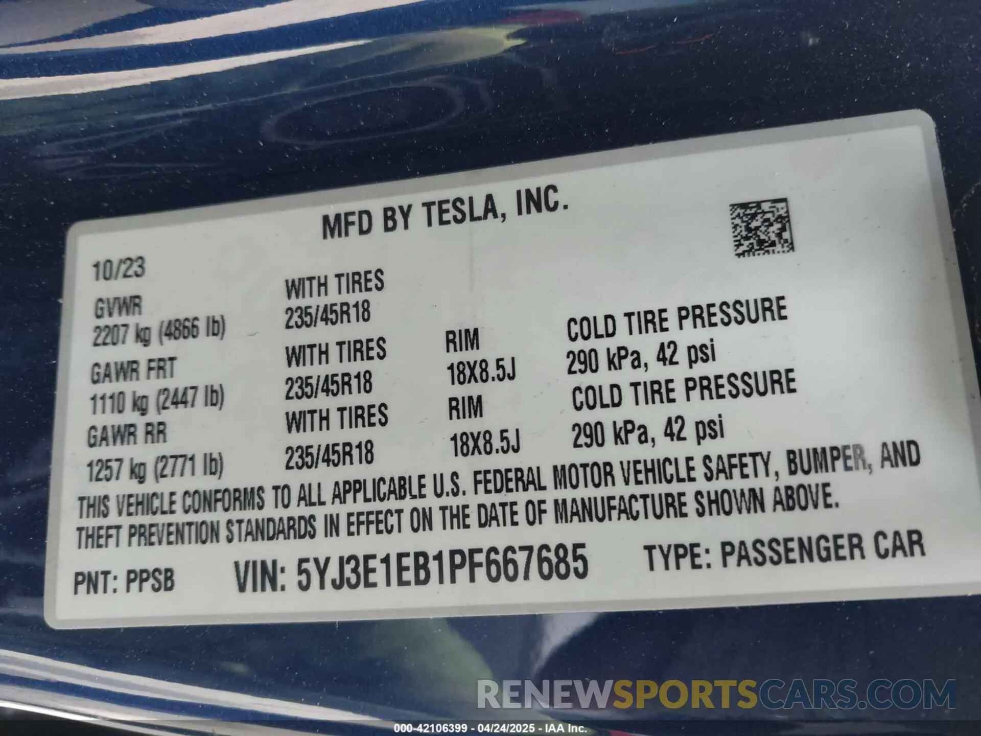 9 Photograph of a damaged car 5YJ3E1EB1PF667685 TESLA MODEL 3 2023