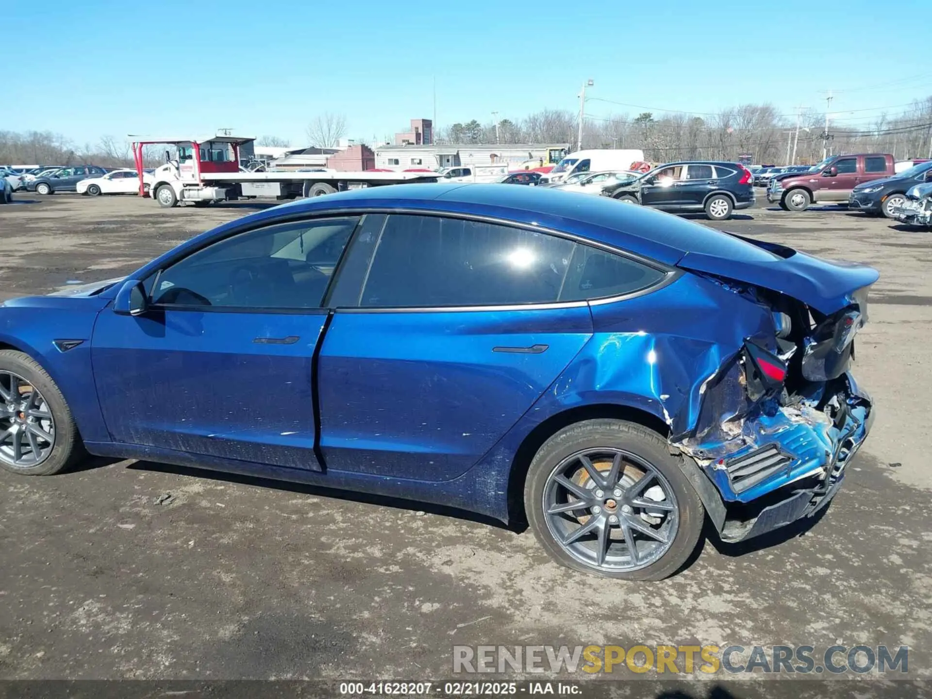 6 Photograph of a damaged car 5YJ3E1EB2PF602781 TESLA MODEL 3 2023