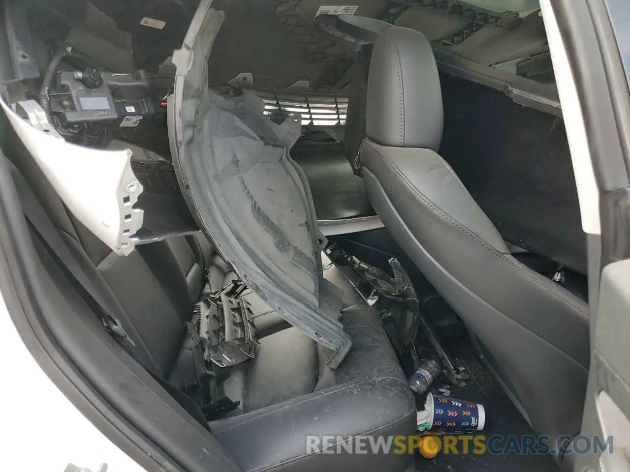 11 Photograph of a damaged car 5YJ3E1EB2PF603073 TESLA MODEL 3 2023