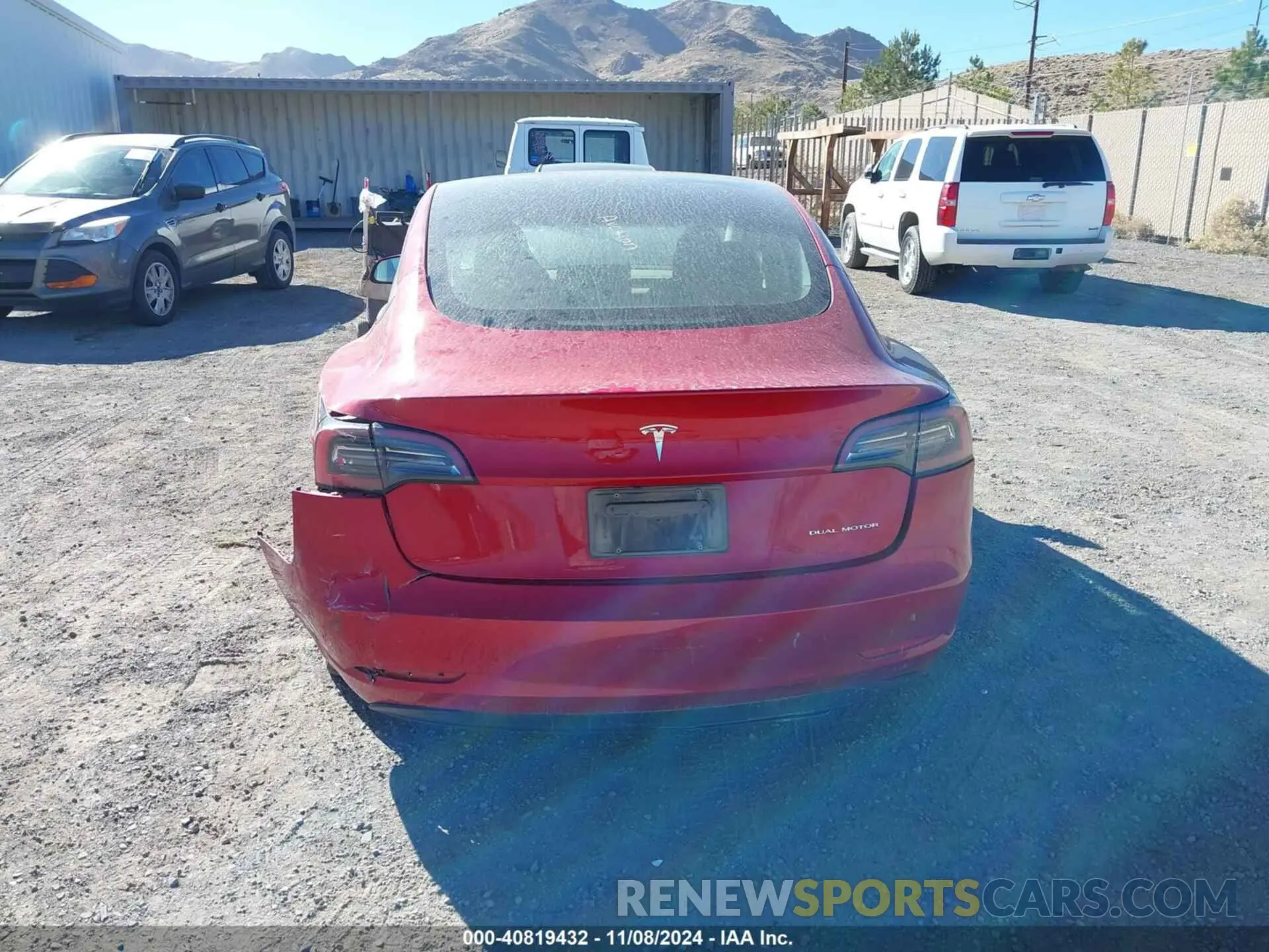 16 Photograph of a damaged car 5YJ3E1EB2PF670546 TESLA MODEL 3 2023