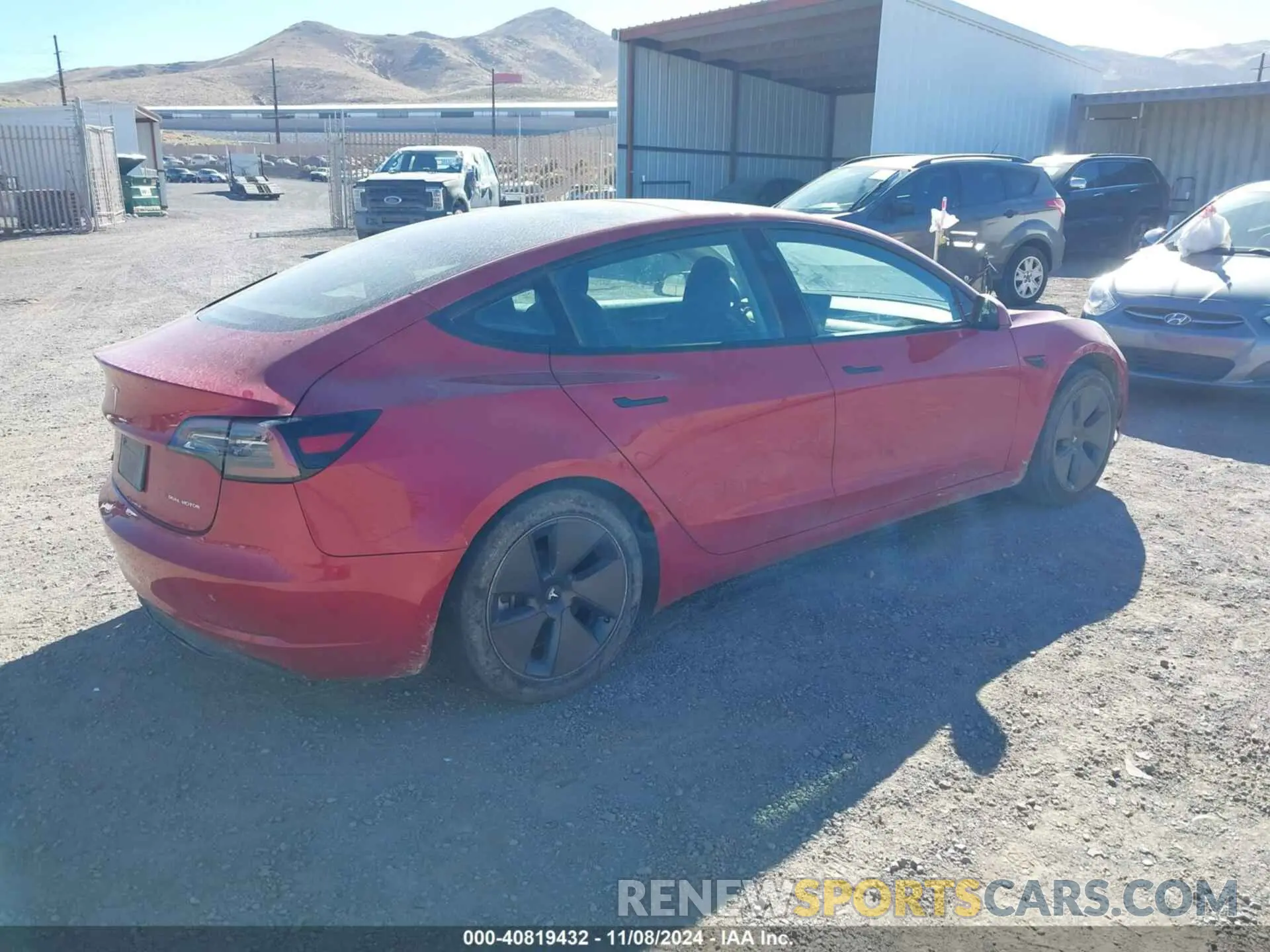 4 Photograph of a damaged car 5YJ3E1EB2PF670546 TESLA MODEL 3 2023