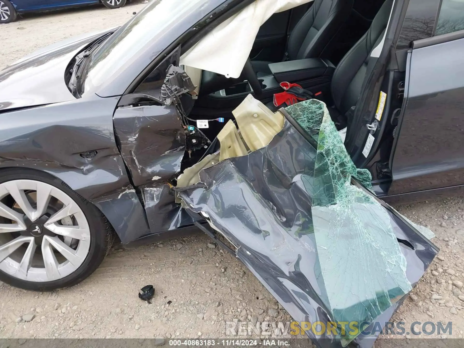 6 Photograph of a damaged car 5YJ3E1EB2PF686312 TESLA MODEL 3 2023
