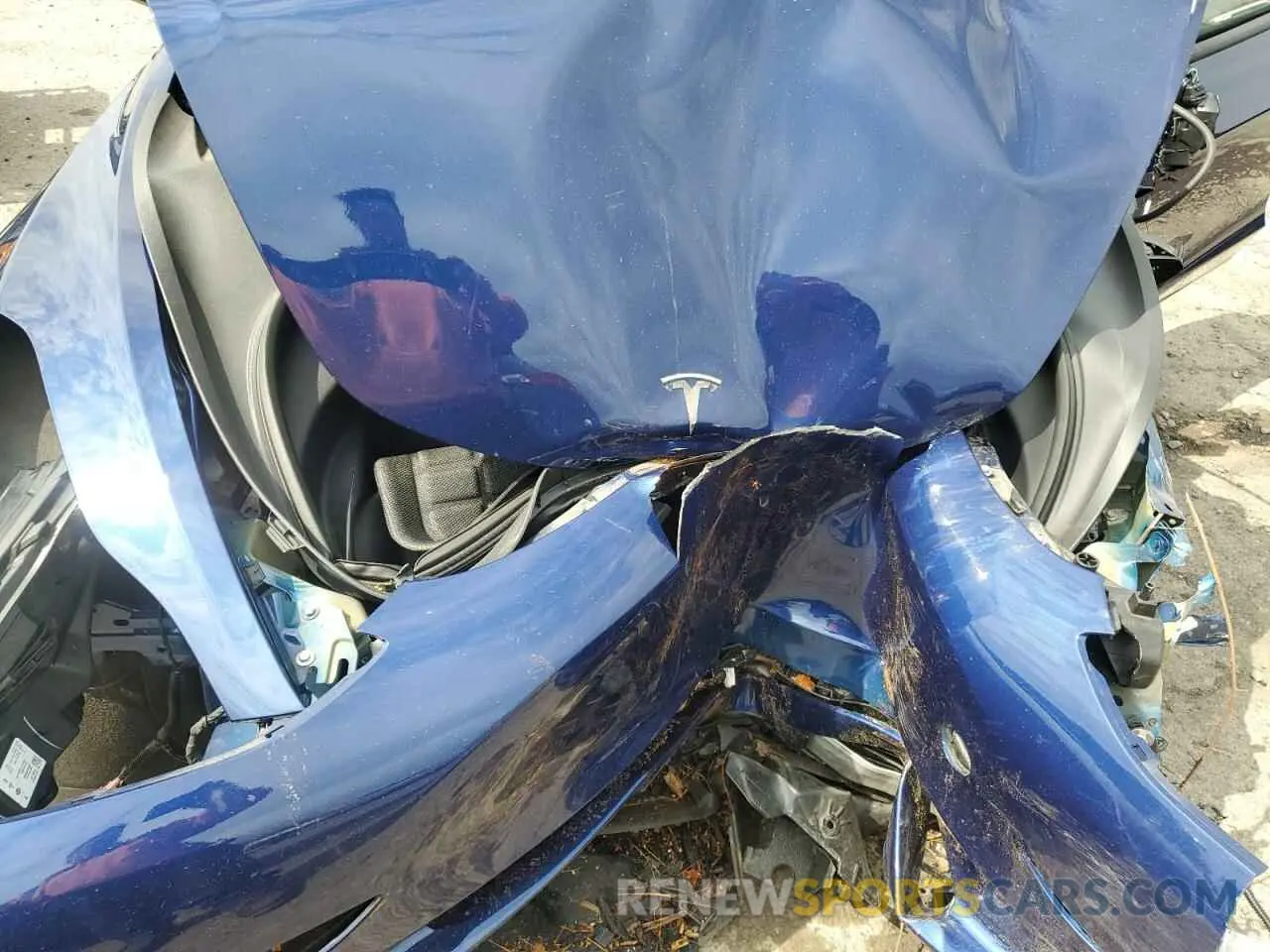 11 Photograph of a damaged car 5YJ3E1EB3PF390263 TESLA MODEL 3 2023