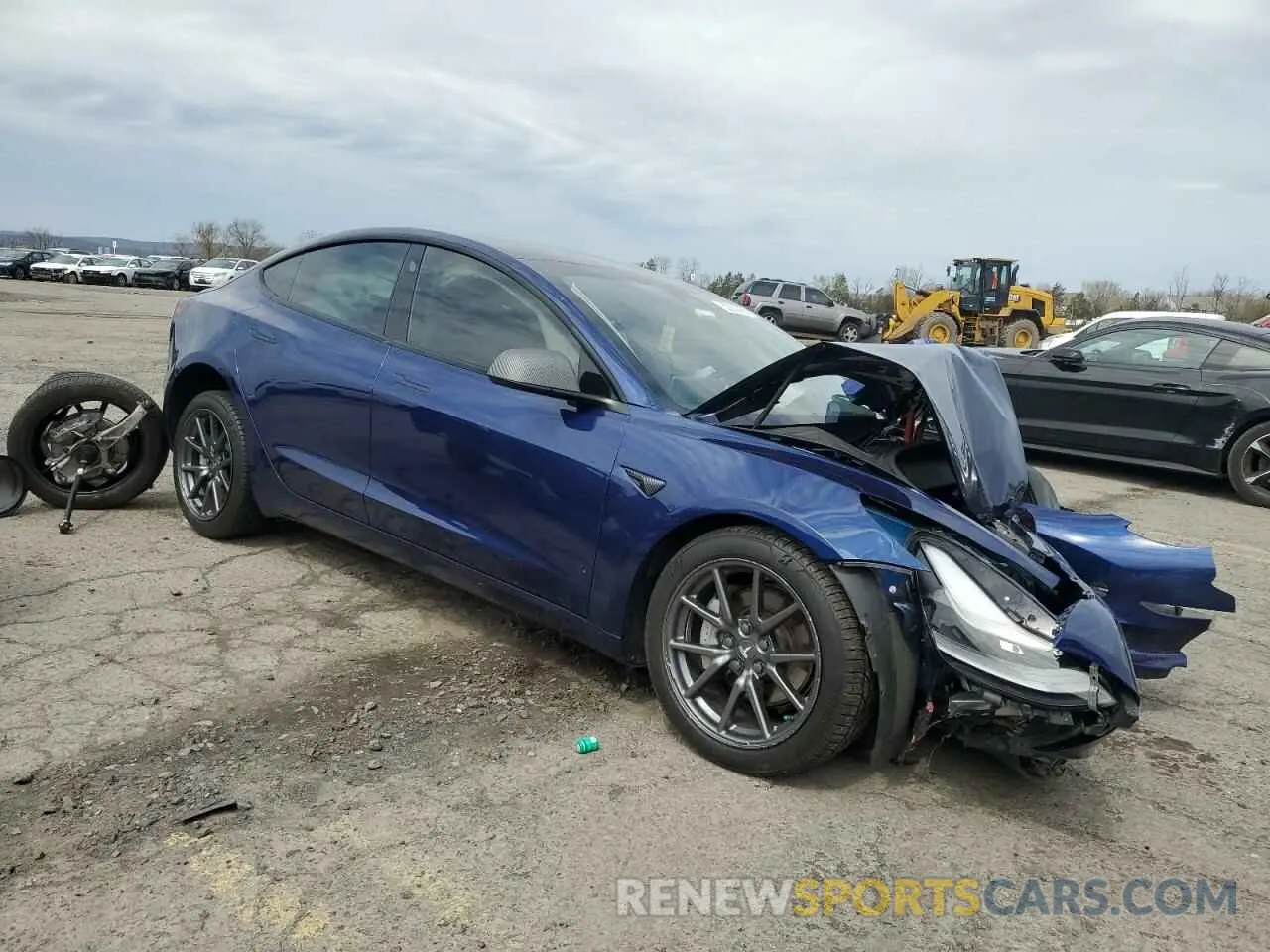 4 Photograph of a damaged car 5YJ3E1EB3PF390263 TESLA MODEL 3 2023