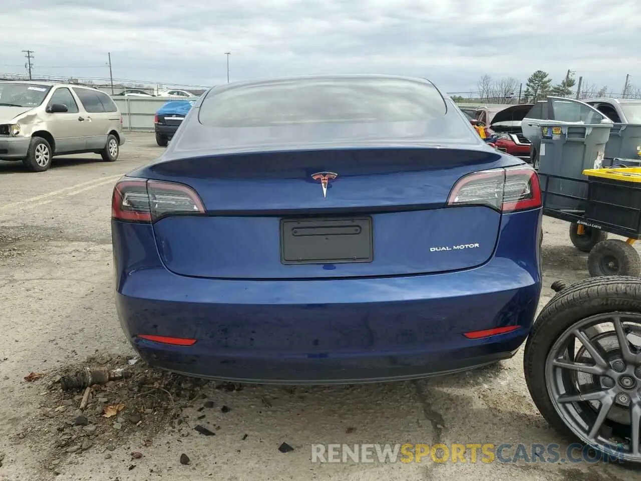 6 Photograph of a damaged car 5YJ3E1EB3PF390263 TESLA MODEL 3 2023