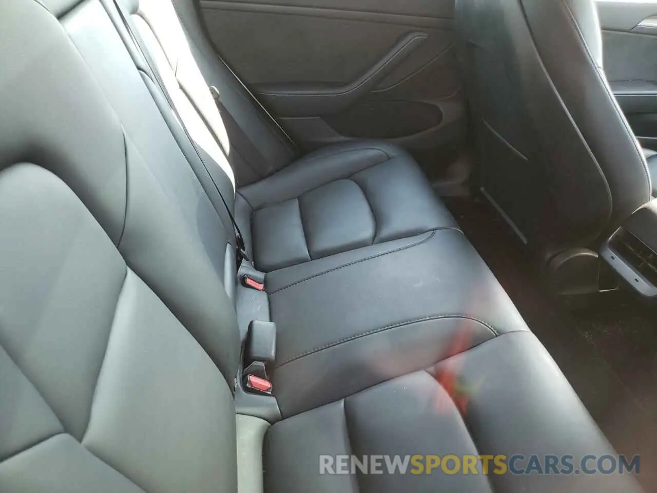 10 Photograph of a damaged car 5YJ3E1EB3PF415386 TESLA MODEL 3 2023
