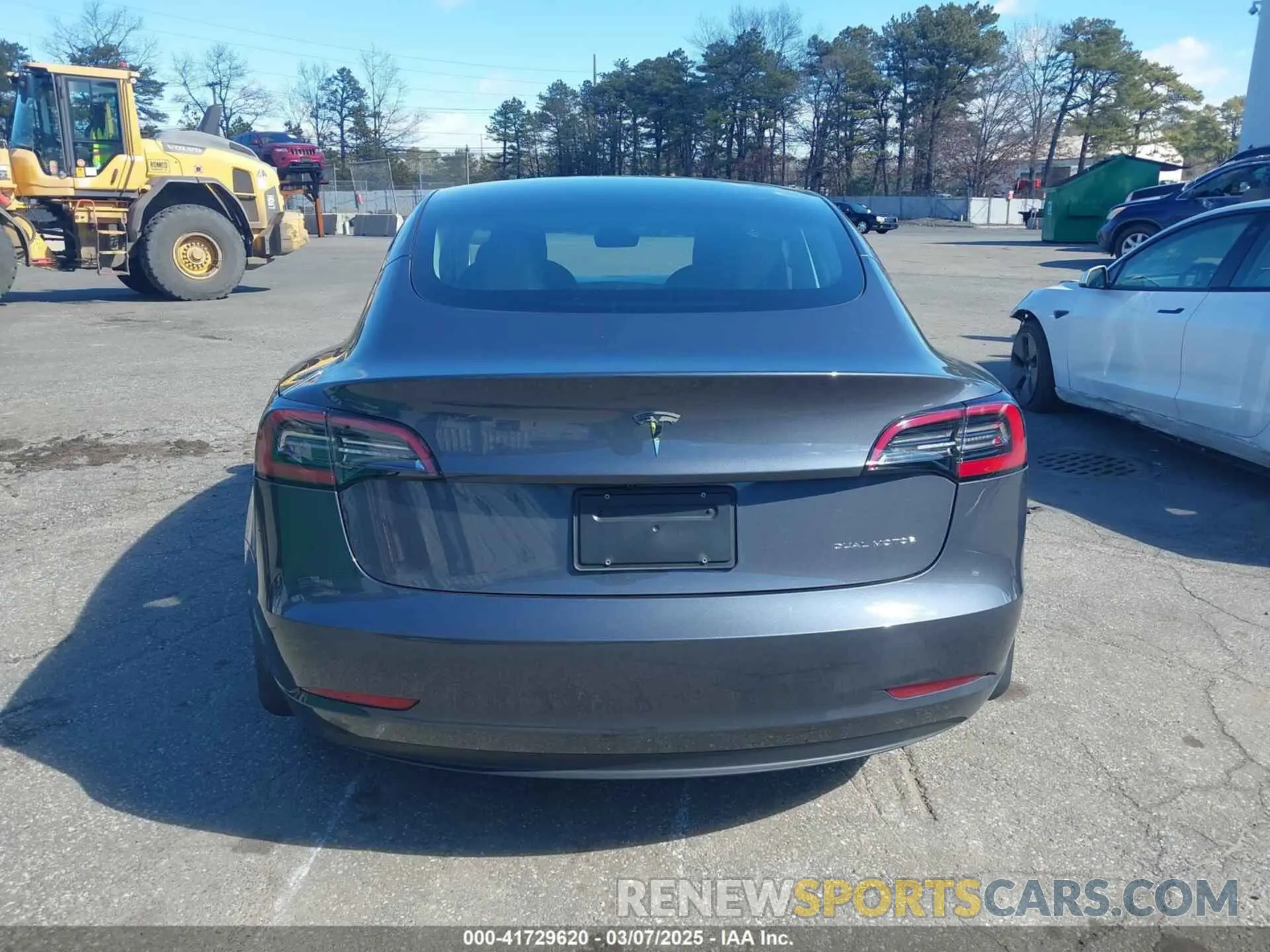 16 Photograph of a damaged car 5YJ3E1EB3PF415677 TESLA MODEL 3 2023