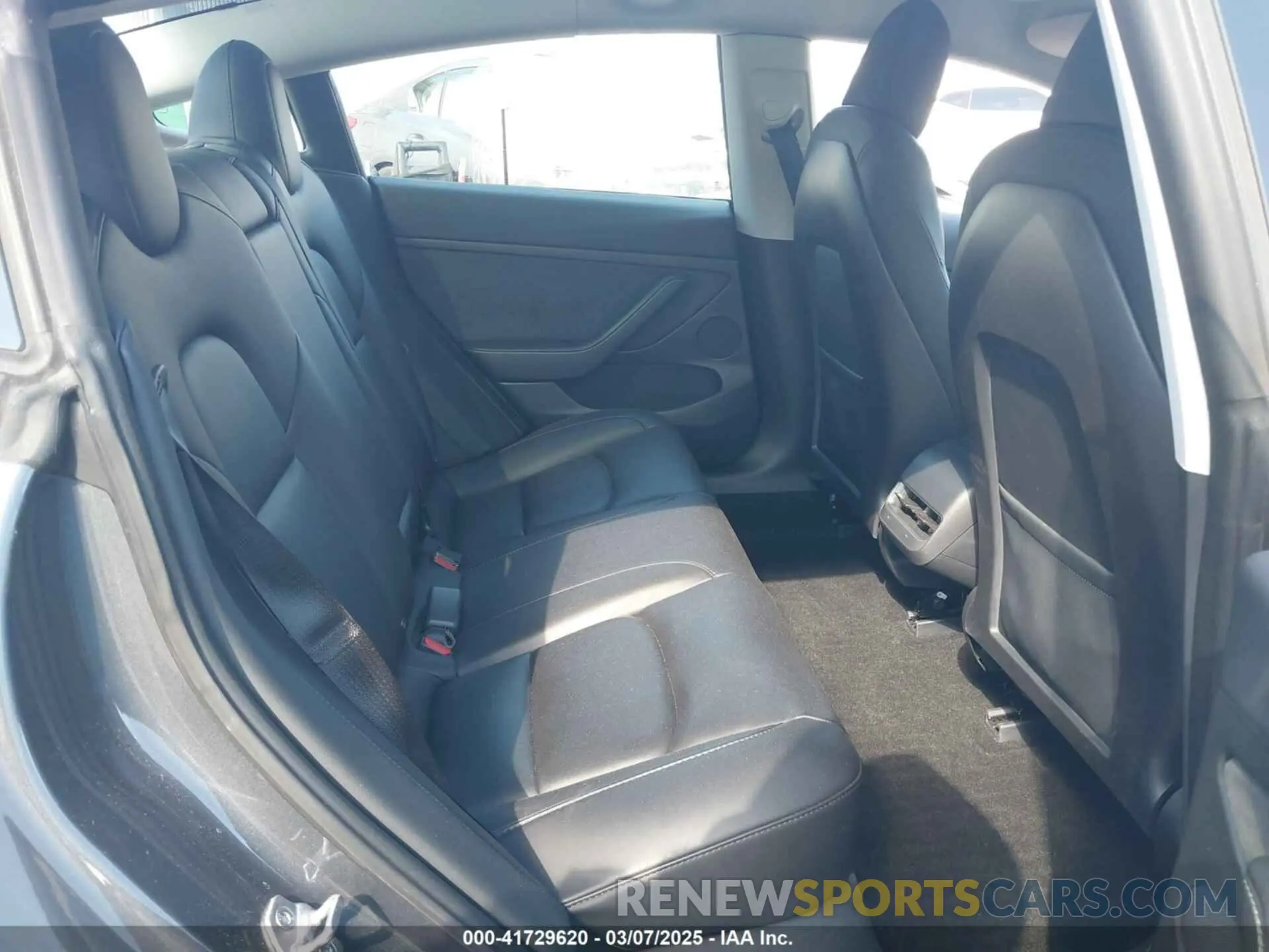 8 Photograph of a damaged car 5YJ3E1EB3PF415677 TESLA MODEL 3 2023