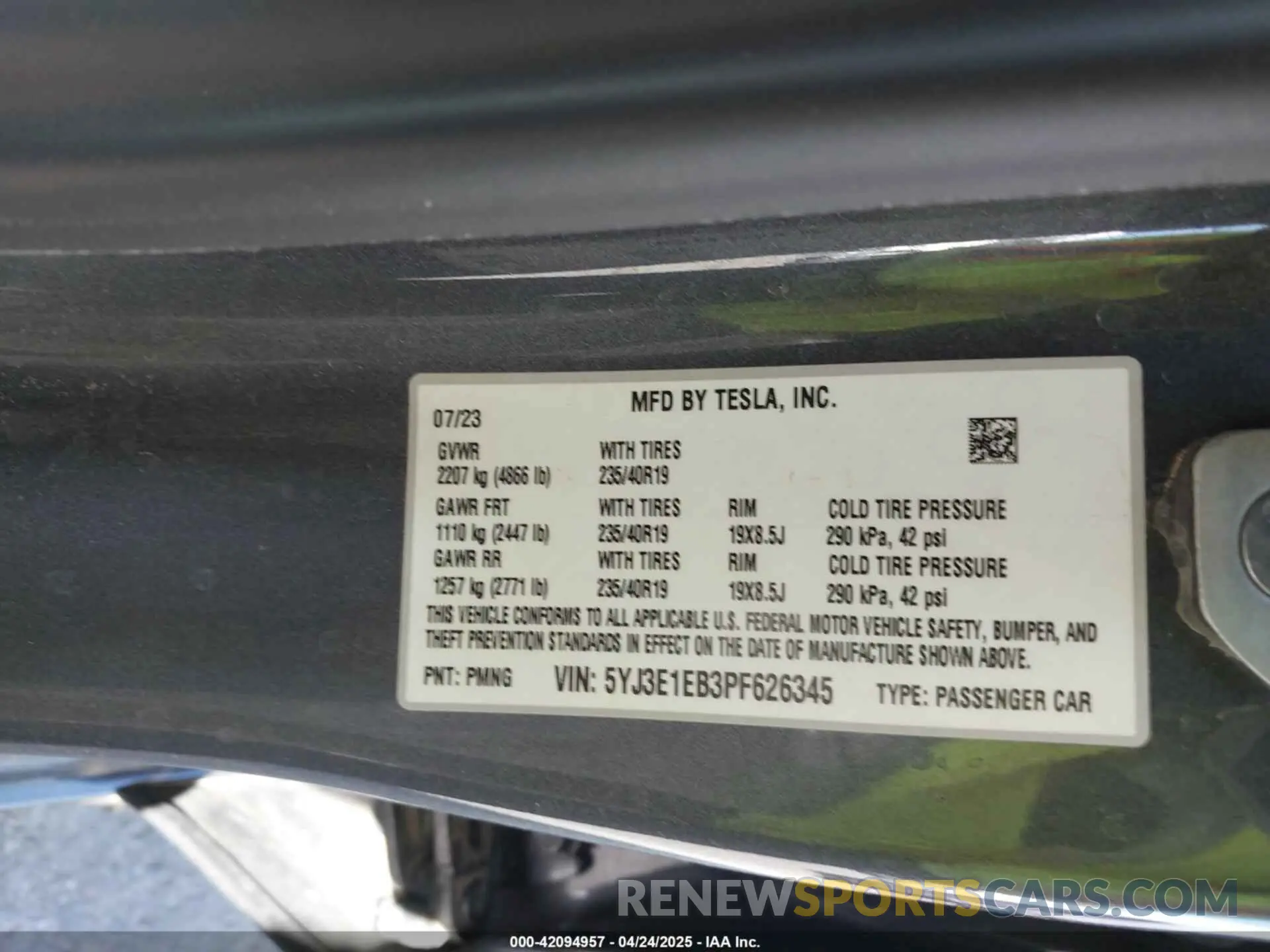 9 Photograph of a damaged car 5YJ3E1EB3PF626345 TESLA MODEL 3 2023