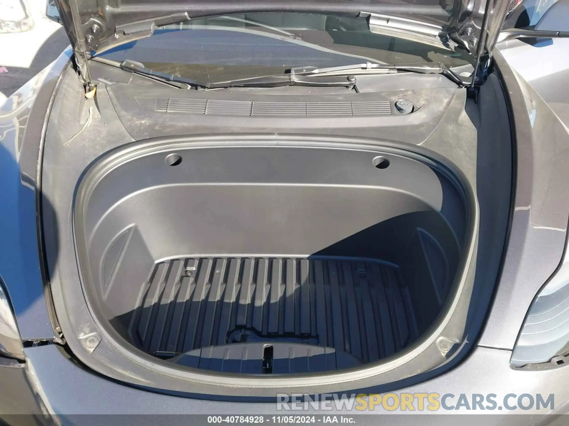 10 Photograph of a damaged car 5YJ3E1EB3PF636082 TESLA MODEL 3 2023