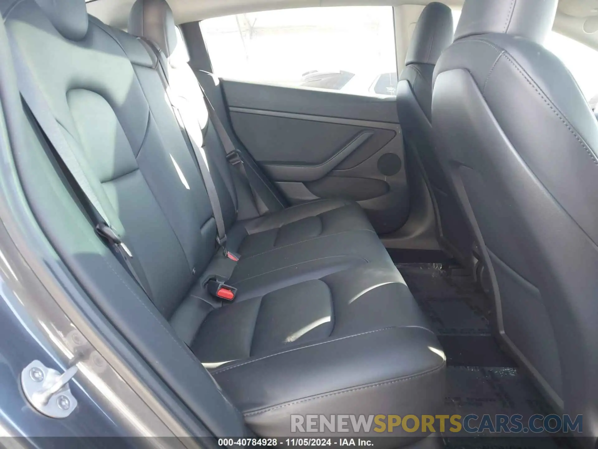 8 Photograph of a damaged car 5YJ3E1EB3PF636082 TESLA MODEL 3 2023
