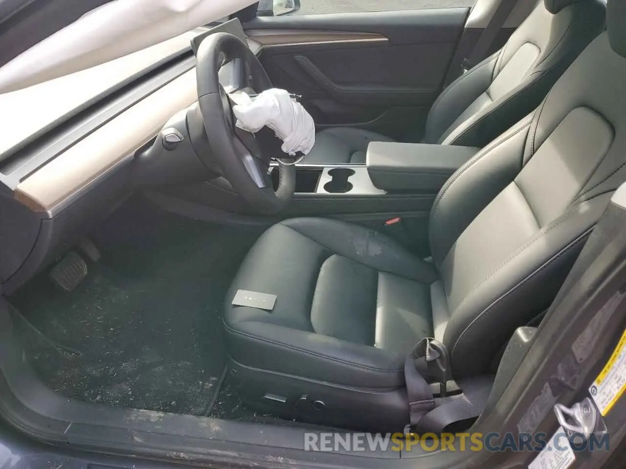 7 Photograph of a damaged car 5YJ3E1EB3PF670524 TESLA MODEL 3 2023
