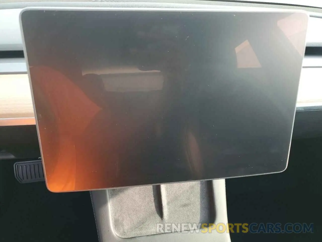 9 Photograph of a damaged car 5YJ3E1EB4PF390885 TESLA MODEL 3 2023