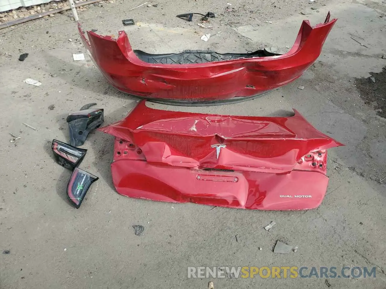 12 Photograph of a damaged car 5YJ3E1EB4PF662478 TESLA MODEL 3 2023