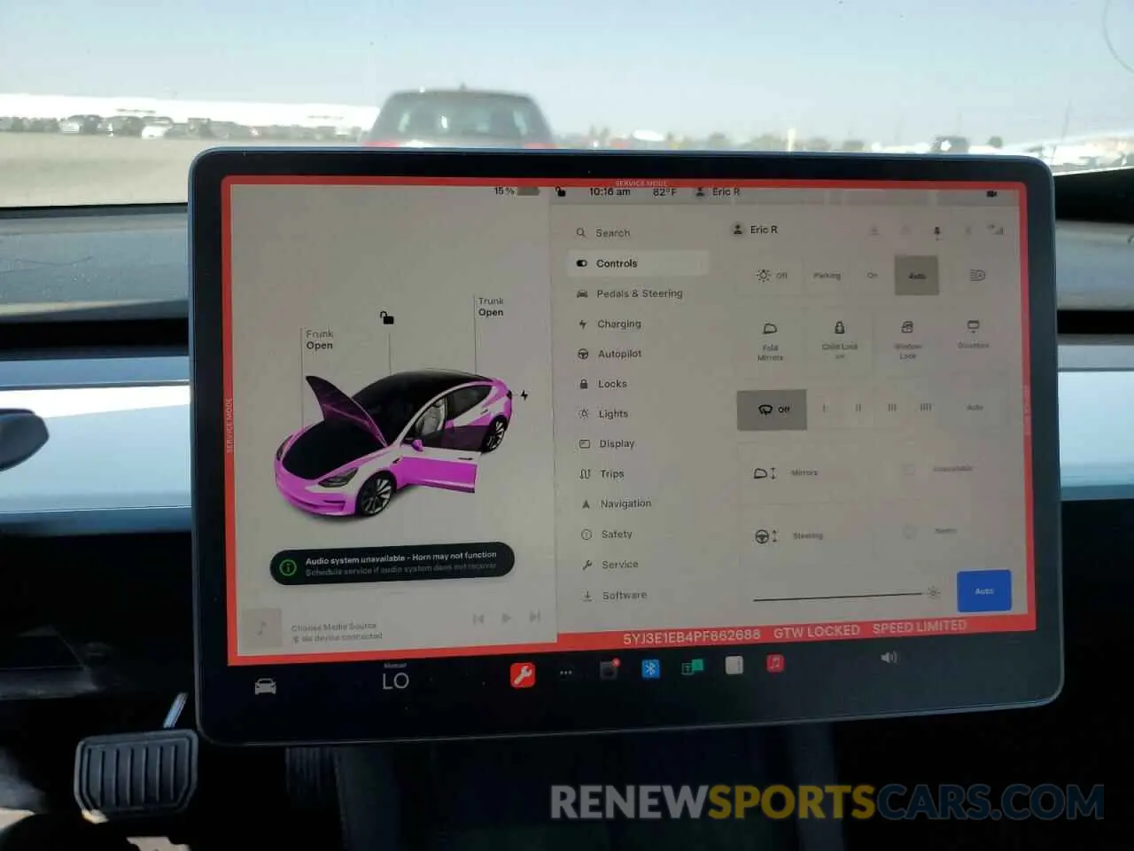 9 Photograph of a damaged car 5YJ3E1EB4PF662688 TESLA MODEL 3 2023