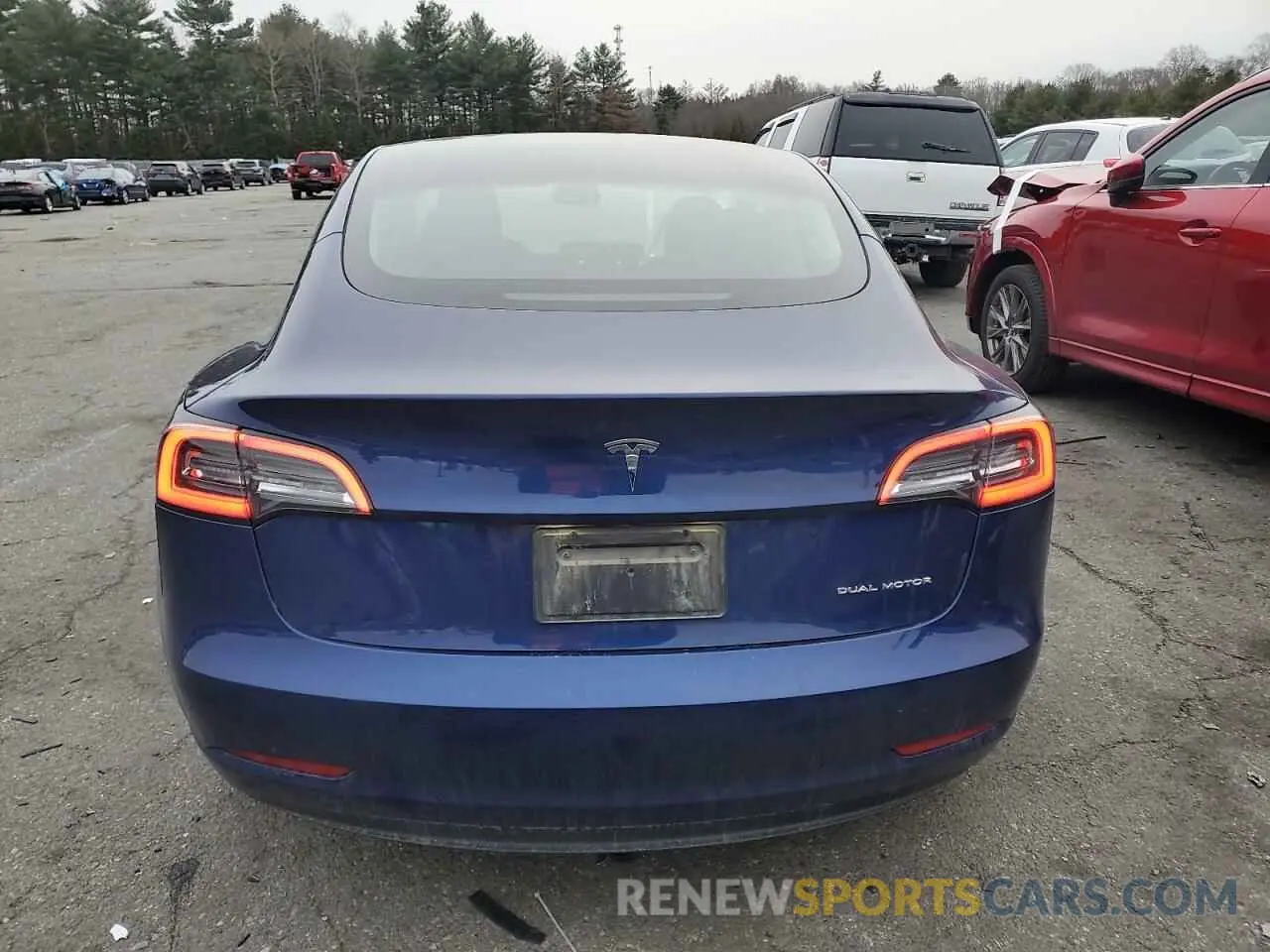 6 Photograph of a damaged car 5YJ3E1EB5PF390099 TESLA MODEL 3 2023