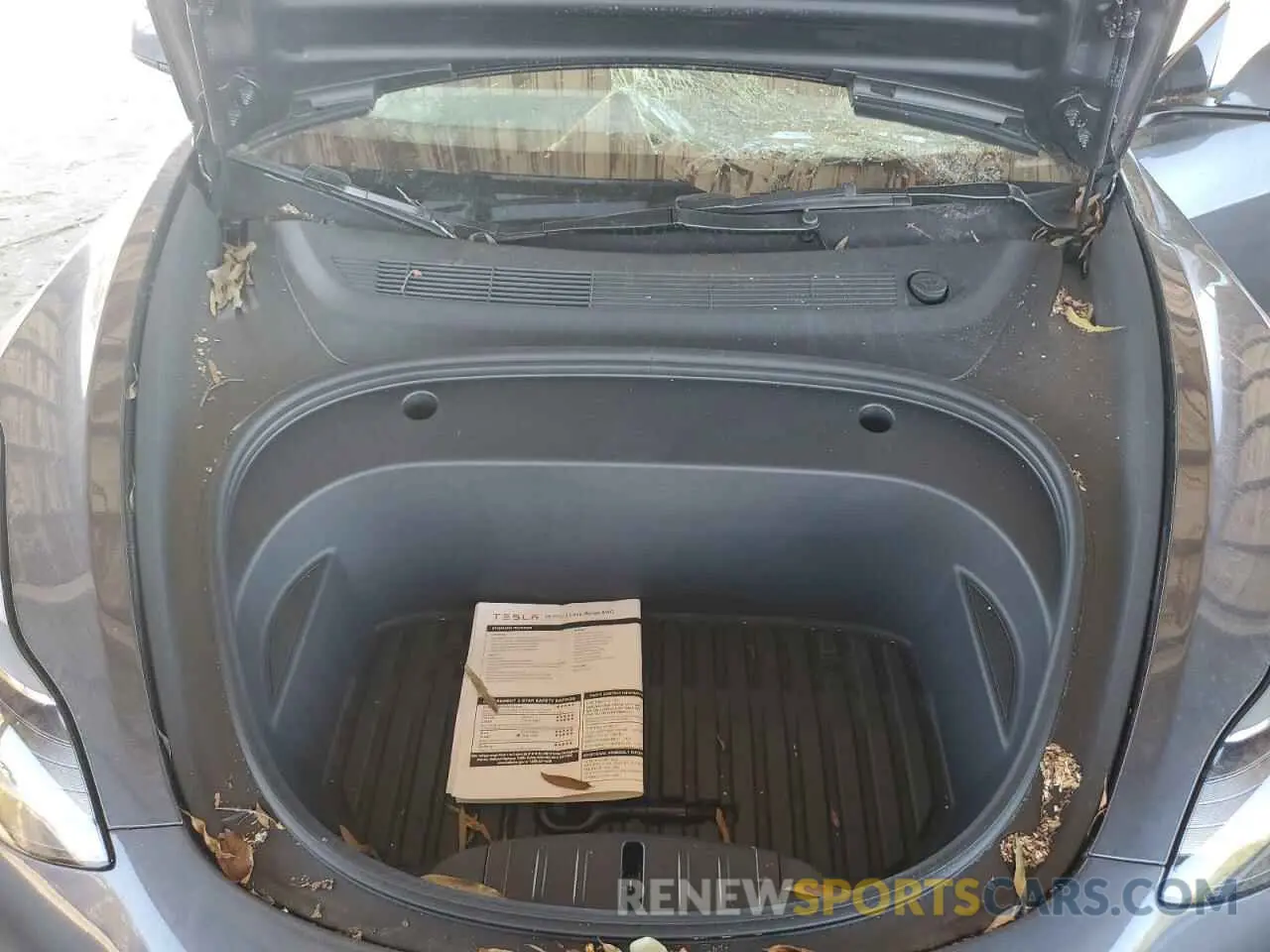 11 Photograph of a damaged car 5YJ3E1EB5PF593316 TESLA MODEL 3 2023