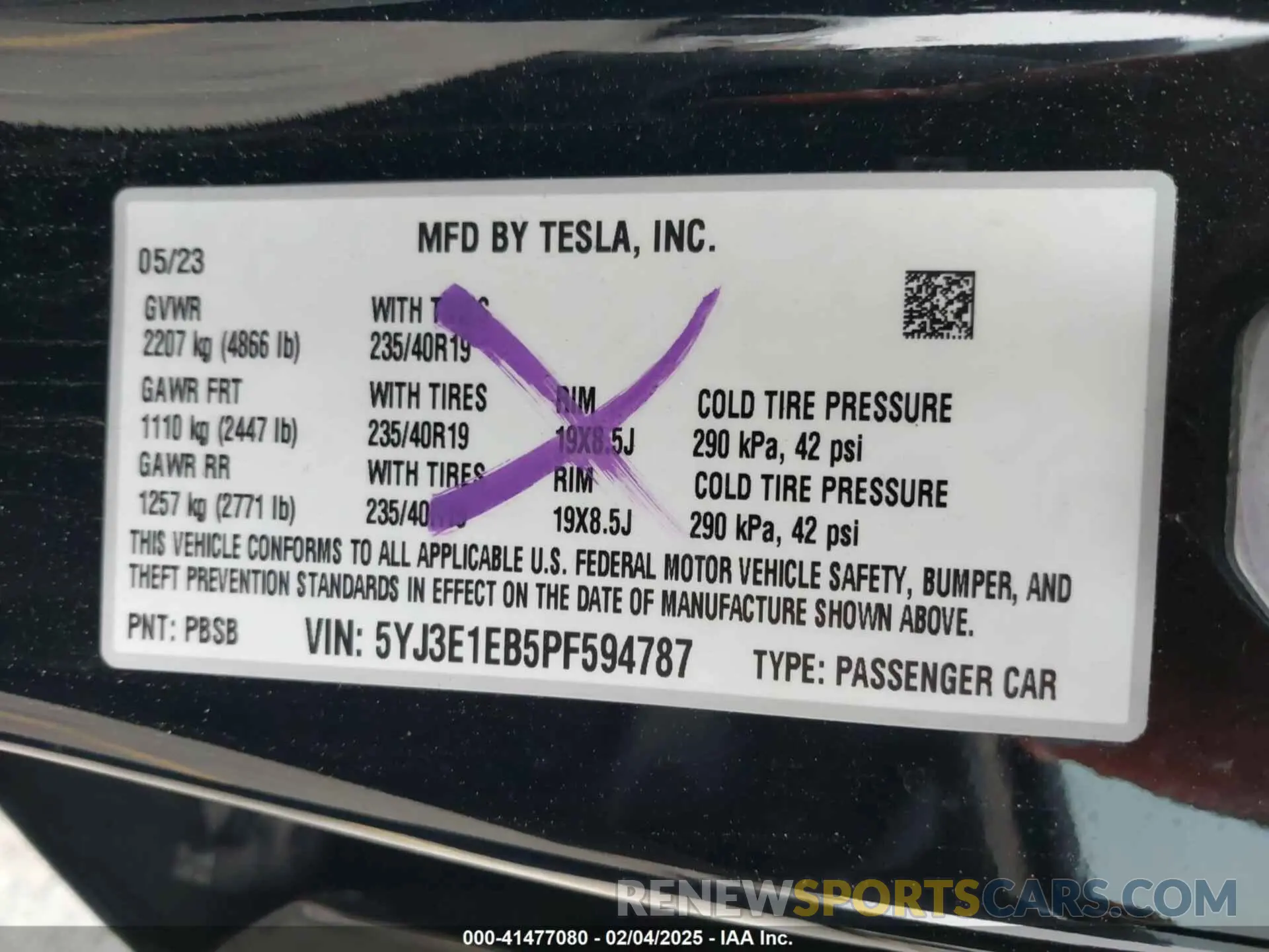 9 Photograph of a damaged car 5YJ3E1EB5PF594787 TESLA MODEL 3 2023
