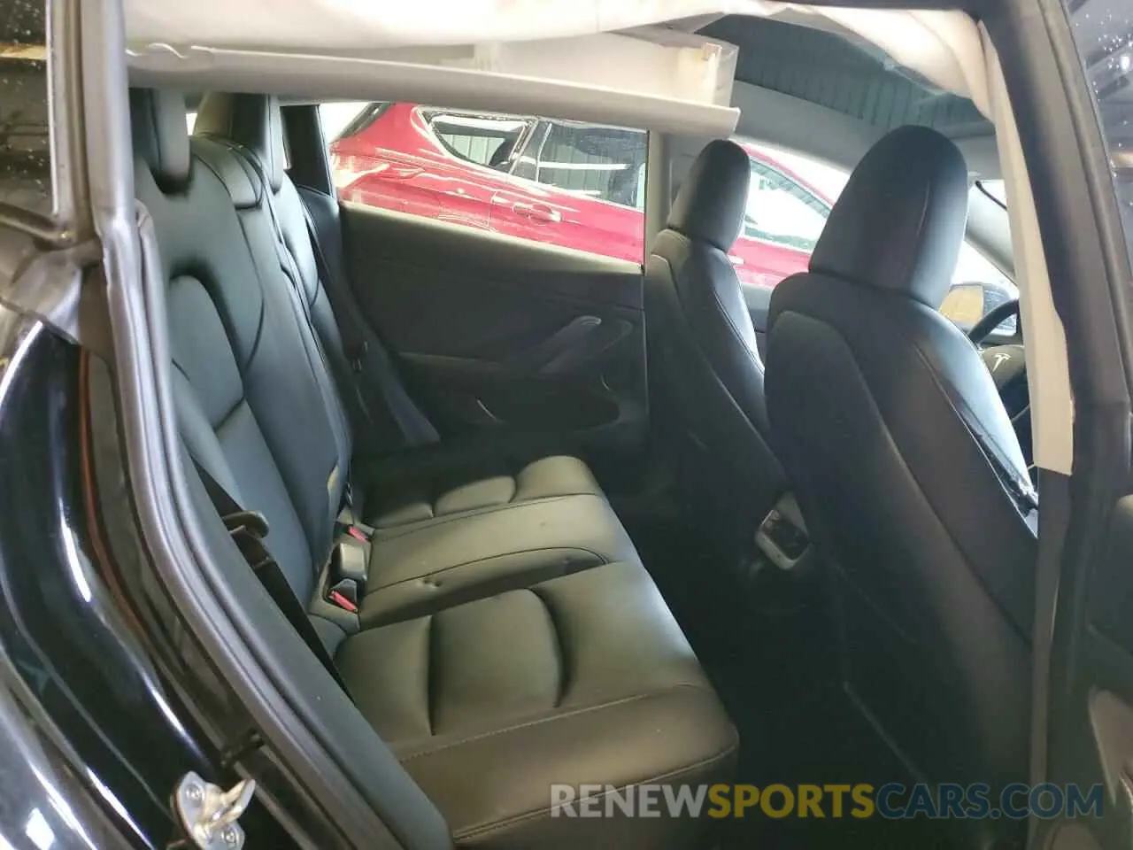 10 Photograph of a damaged car 5YJ3E1EB5PF661601 TESLA MODEL 3 2023