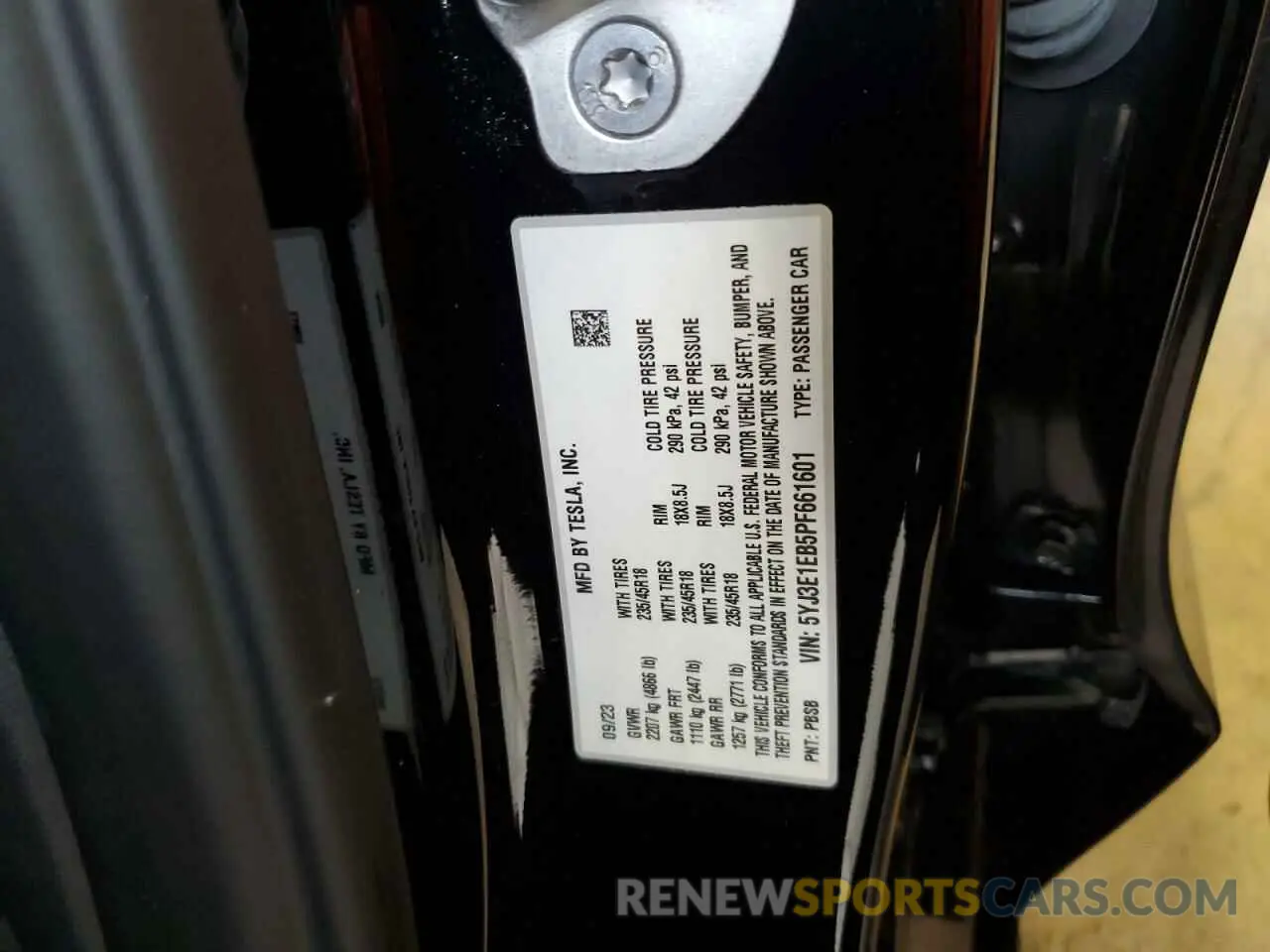 13 Photograph of a damaged car 5YJ3E1EB5PF661601 TESLA MODEL 3 2023