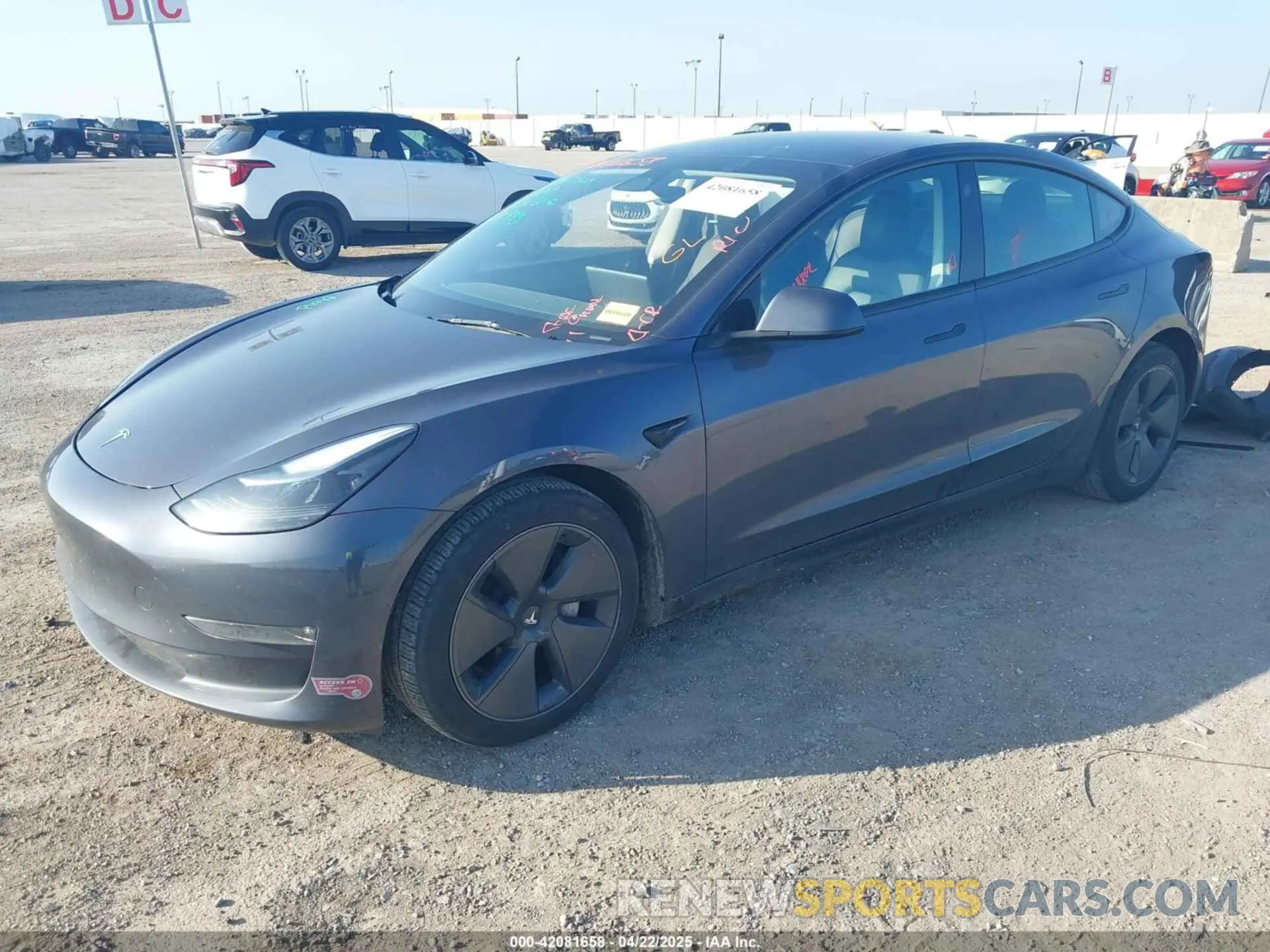 2 Photograph of a damaged car 5YJ3E1EB5PF668953 TESLA MODEL 3 2023