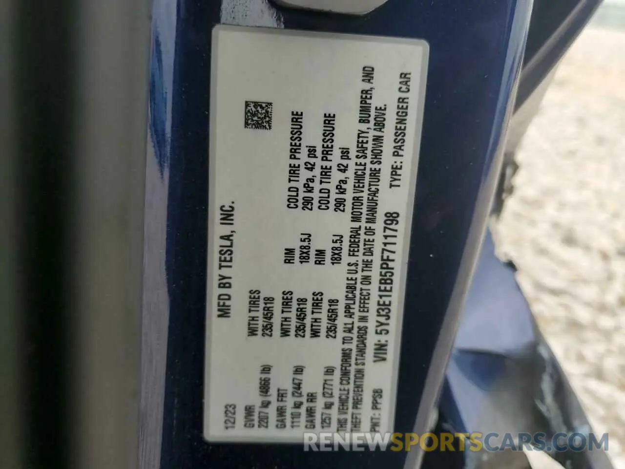 14 Photograph of a damaged car 5YJ3E1EB5PF711798 TESLA MODEL 3 2023