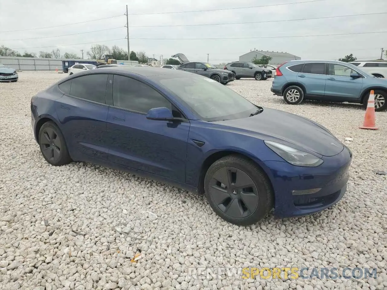 4 Photograph of a damaged car 5YJ3E1EB5PF711798 TESLA MODEL 3 2023