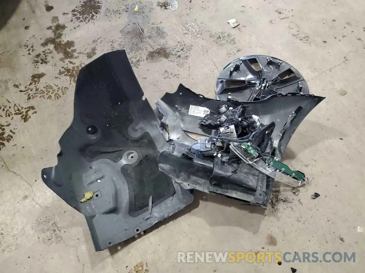 12 Photograph of a damaged car 5YJ3E1EB6PF466252 TESLA MODEL 3 2023