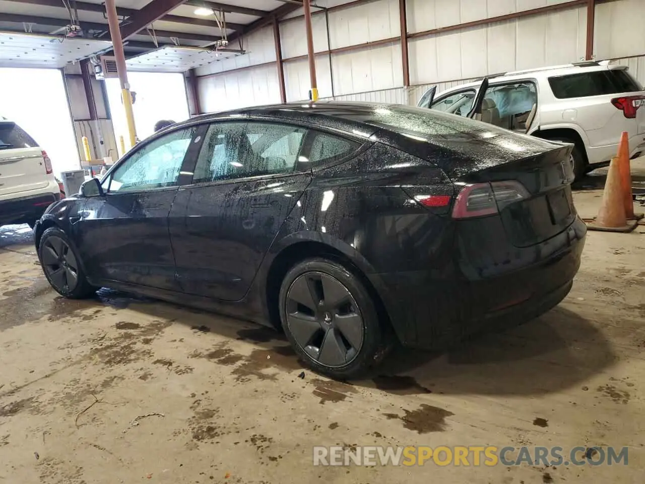 2 Photograph of a damaged car 5YJ3E1EB6PF466252 TESLA MODEL 3 2023