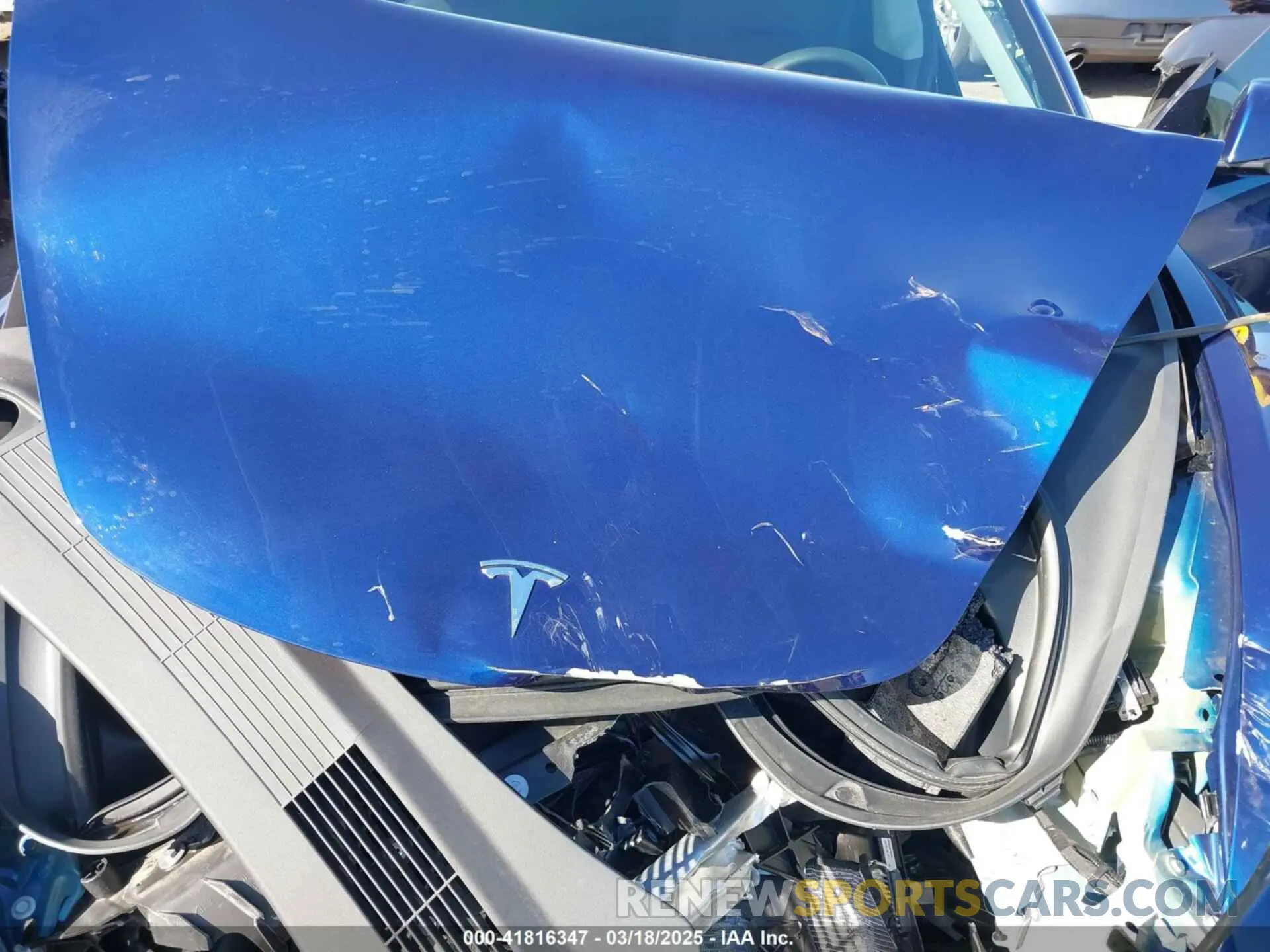 10 Photograph of a damaged car 5YJ3E1EB6PF595642 TESLA MODEL 3 2023