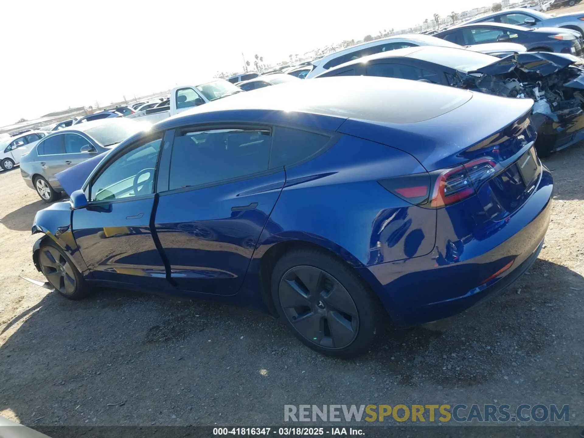 14 Photograph of a damaged car 5YJ3E1EB6PF595642 TESLA MODEL 3 2023