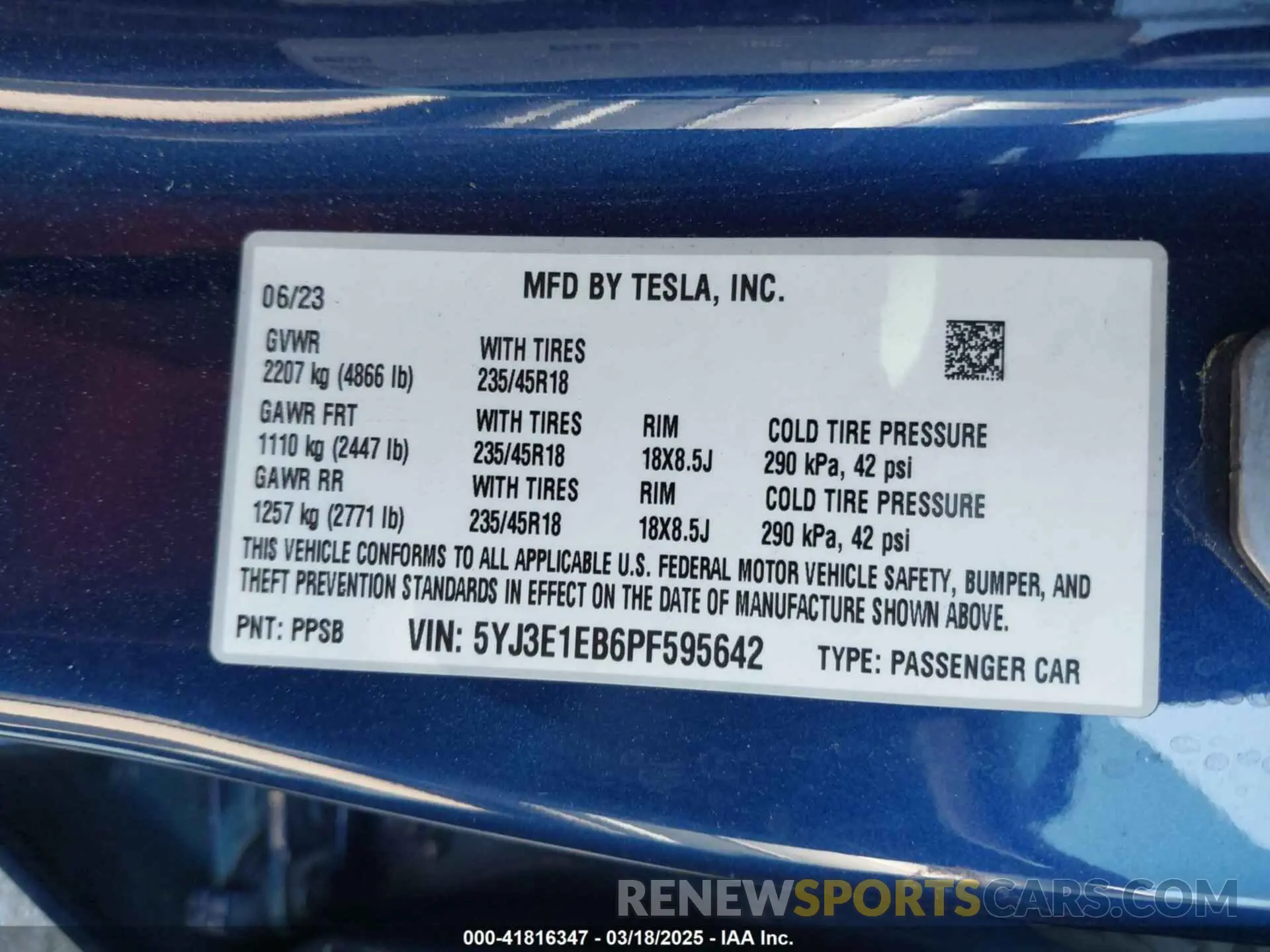 9 Photograph of a damaged car 5YJ3E1EB6PF595642 TESLA MODEL 3 2023
