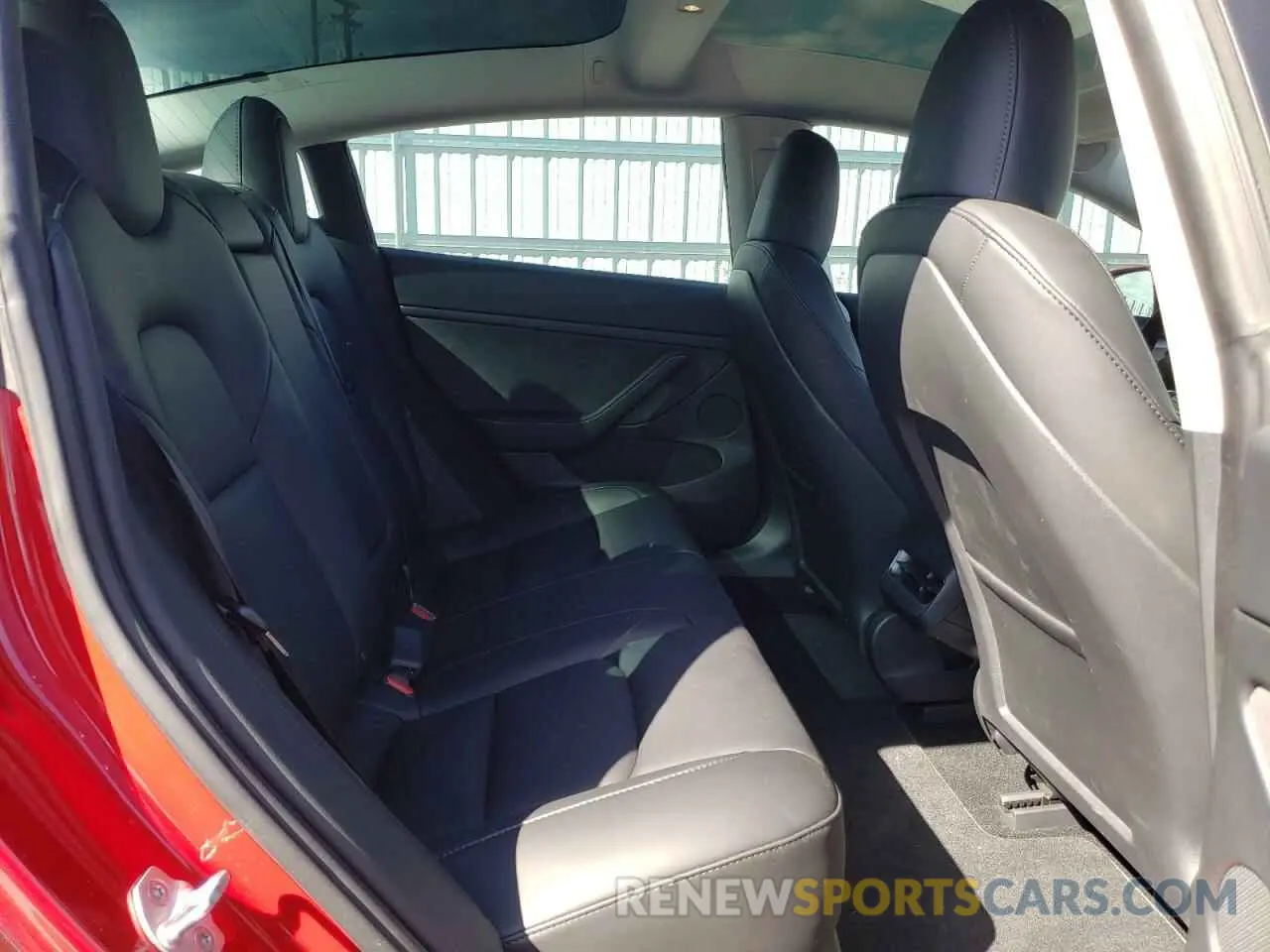 10 Photograph of a damaged car 5YJ3E1EB6PF635315 TESLA MODEL 3 2023