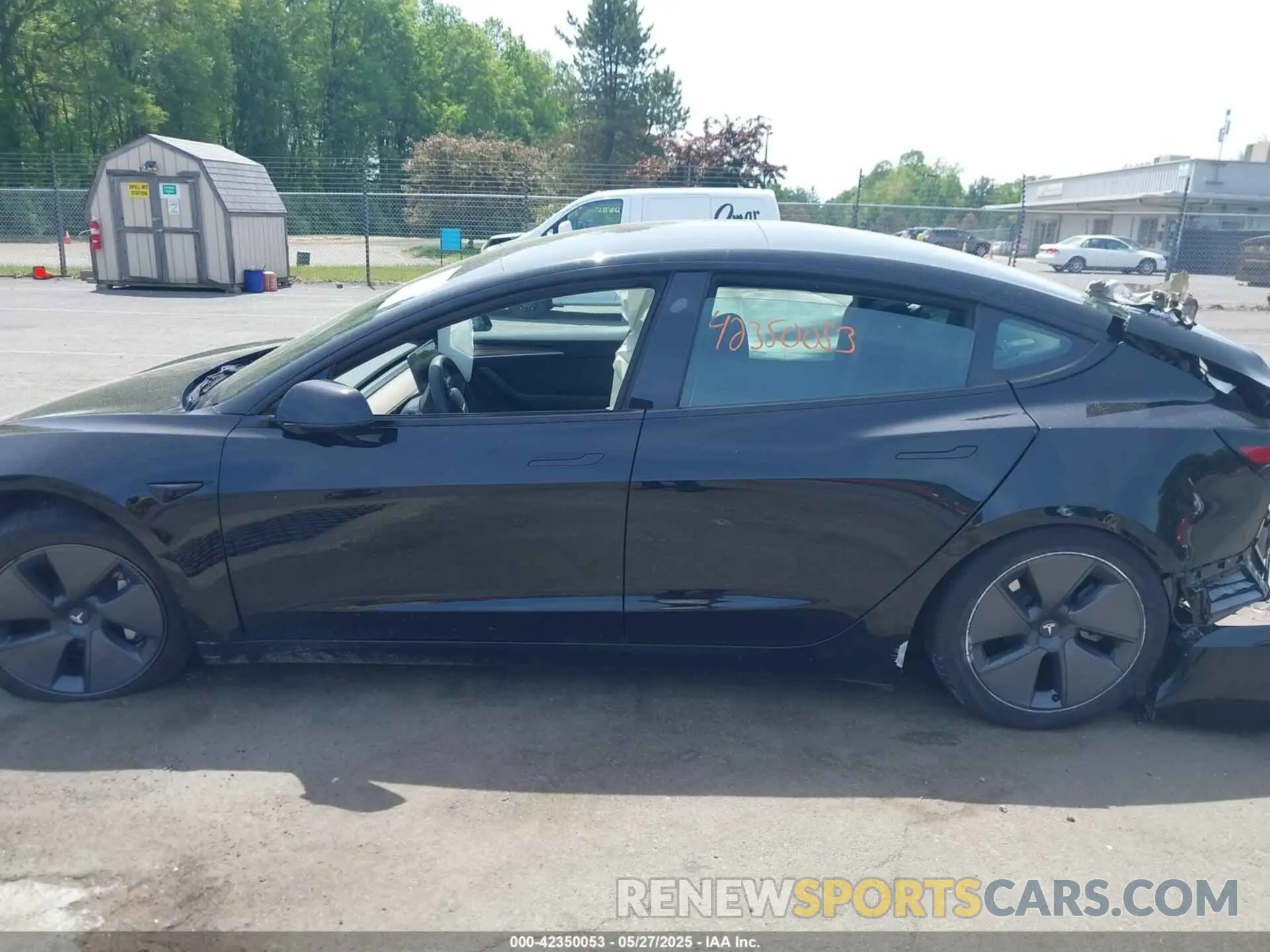 14 Photograph of a damaged car 5YJ3E1EB6PF706951 TESLA MODEL 3 2023