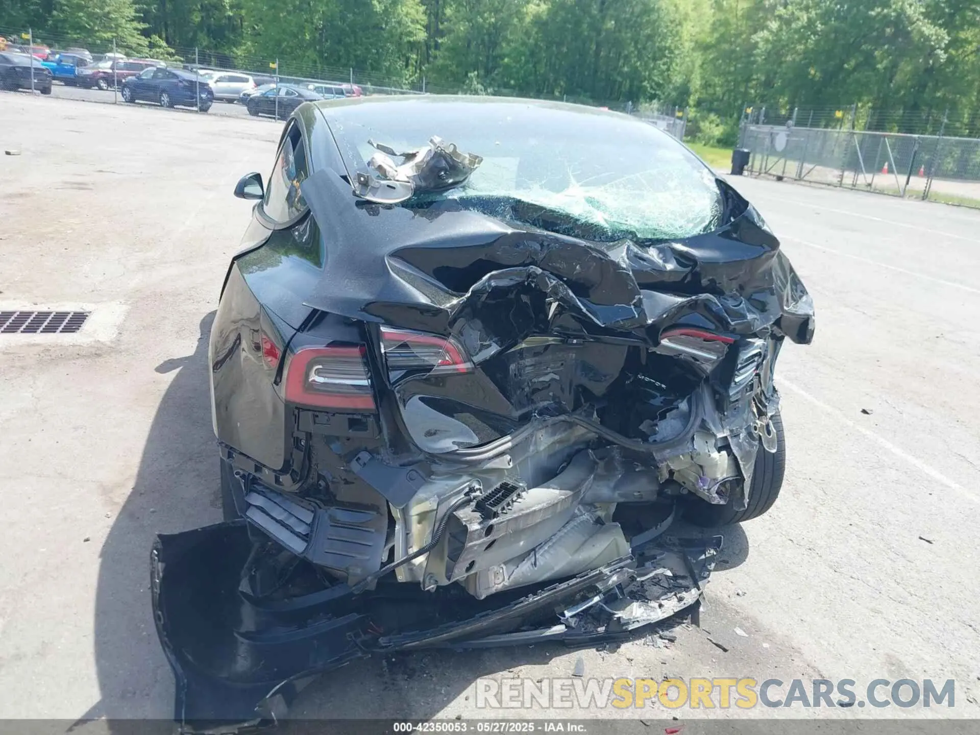 6 Photograph of a damaged car 5YJ3E1EB6PF706951 TESLA MODEL 3 2023