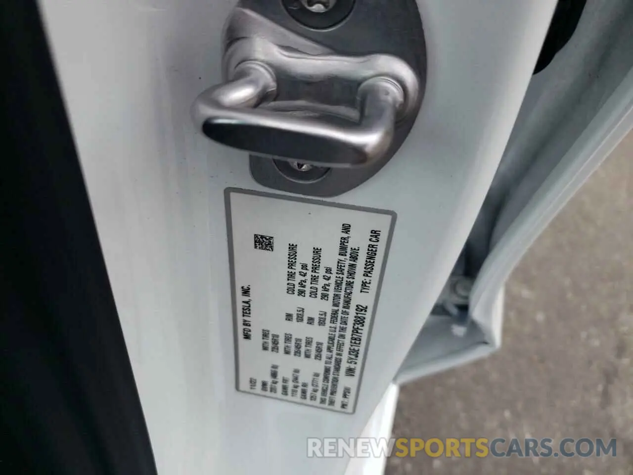 12 Photograph of a damaged car 5YJ3E1EB7PF388192 TESLA MODEL 3 2023