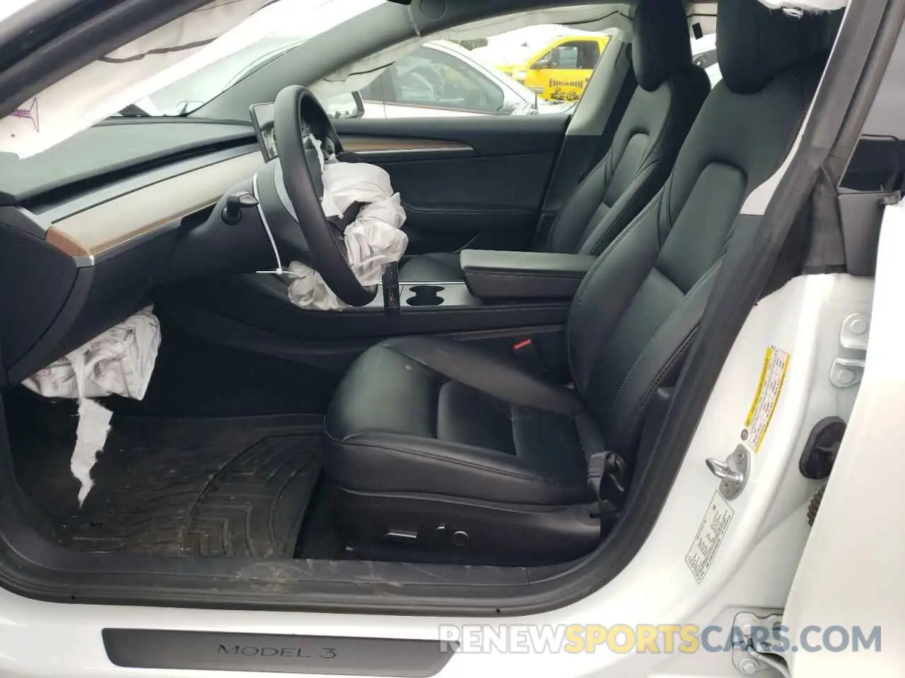 7 Photograph of a damaged car 5YJ3E1EB7PF388192 TESLA MODEL 3 2023