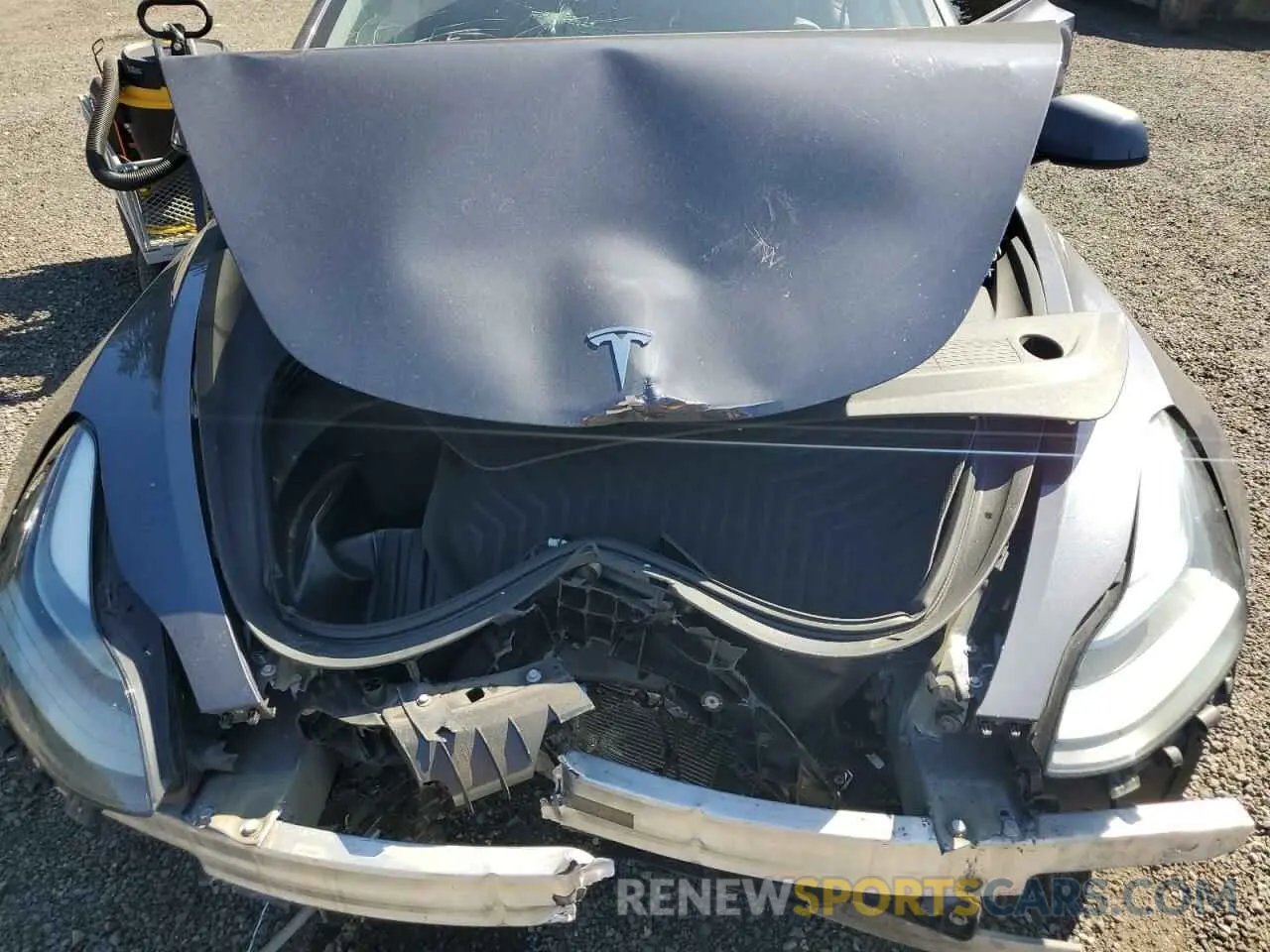 11 Photograph of a damaged car 5YJ3E1EB7PF479298 TESLA MODEL 3 2023