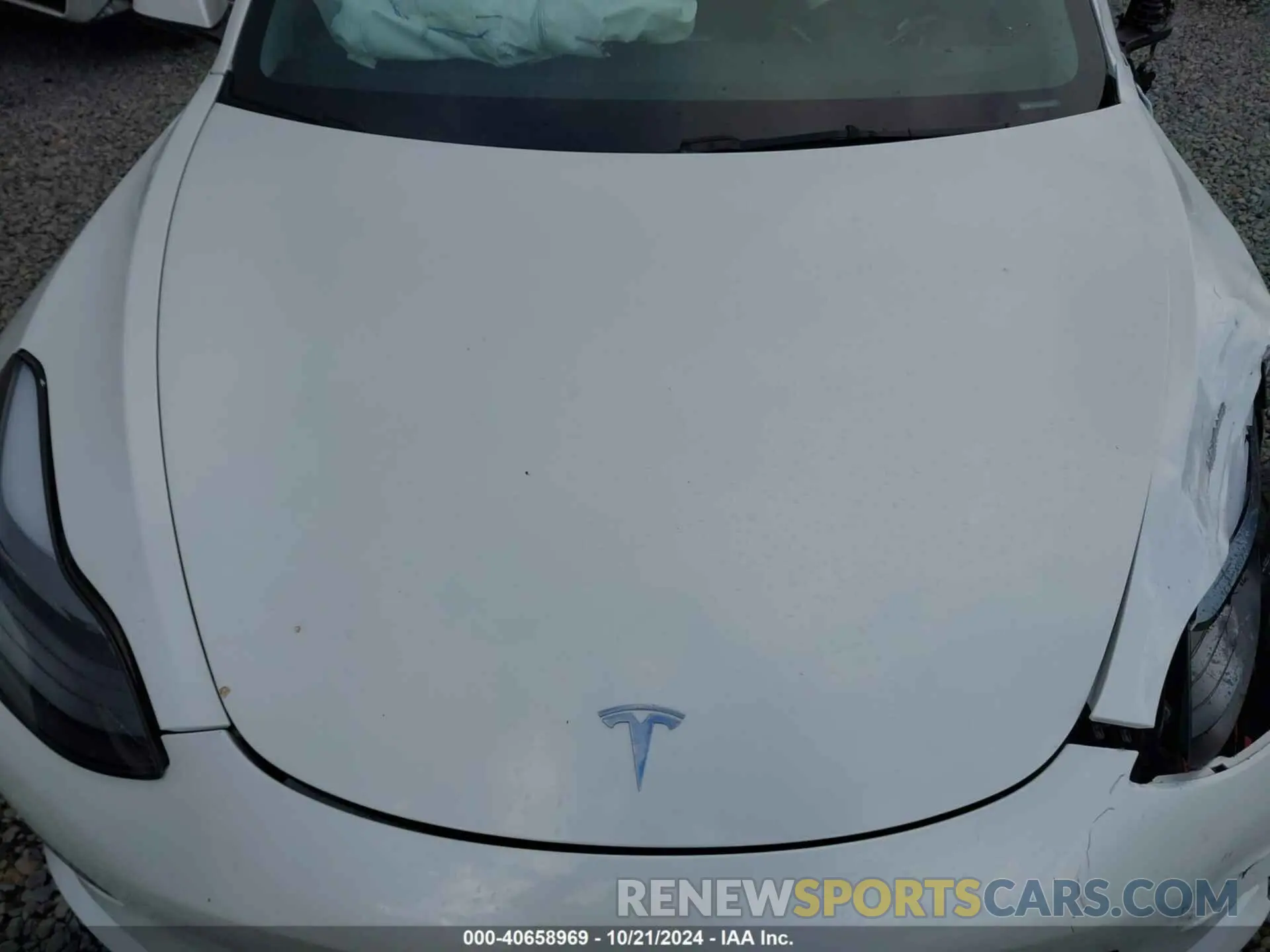 10 Photograph of a damaged car 5YJ3E1EB7PF603408 TESLA MODEL 3 2023