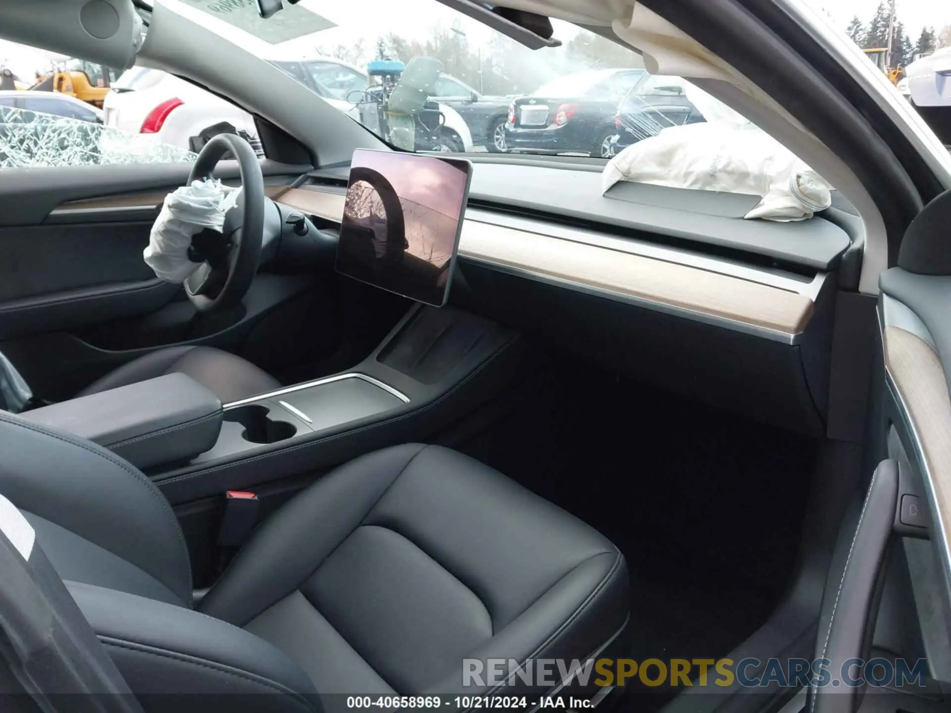 5 Photograph of a damaged car 5YJ3E1EB7PF603408 TESLA MODEL 3 2023